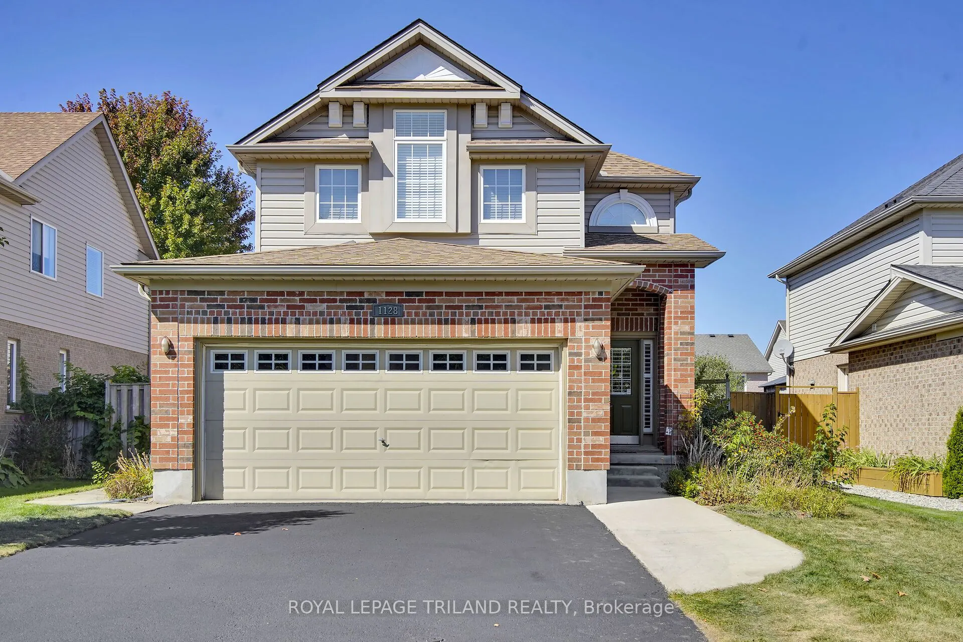 1128 Staghorn Crescent