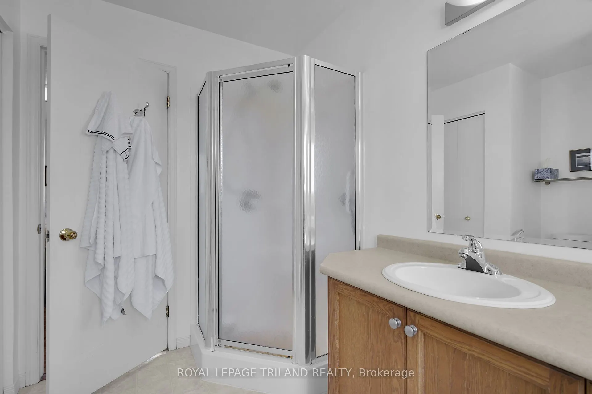 1128 Staghorn Crescent
