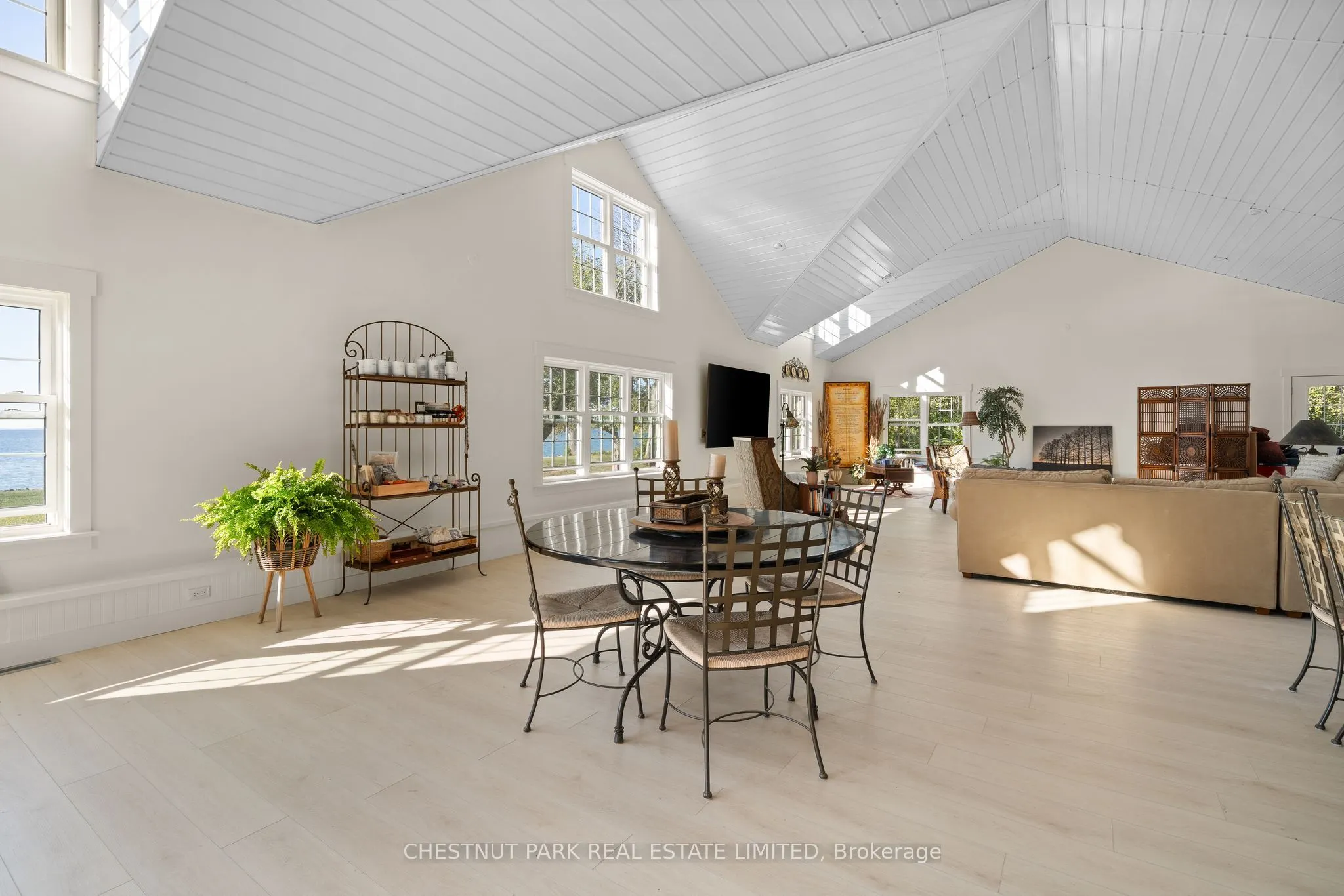 4698 County Road 8