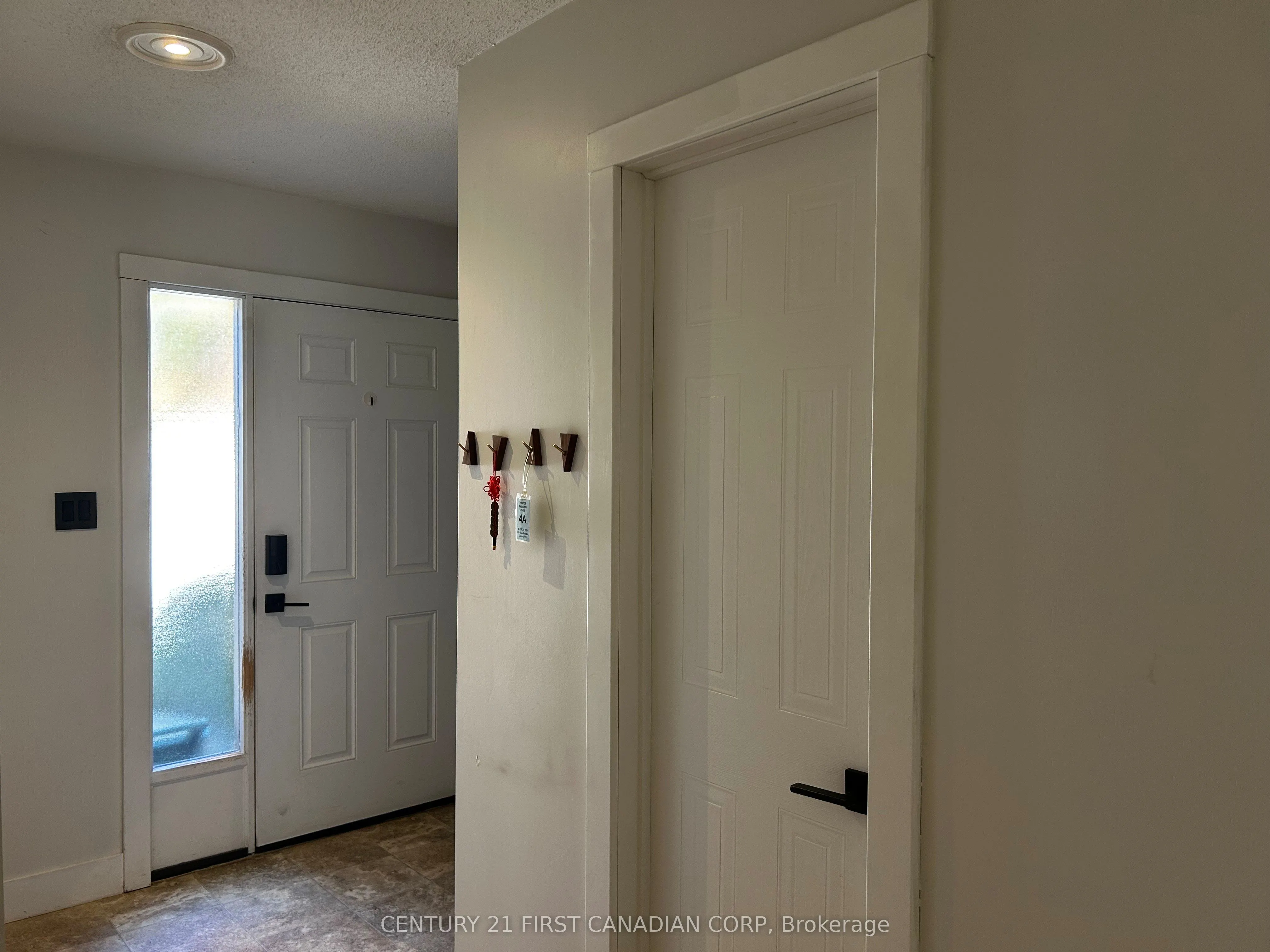 1199 Hamilton Road, #4