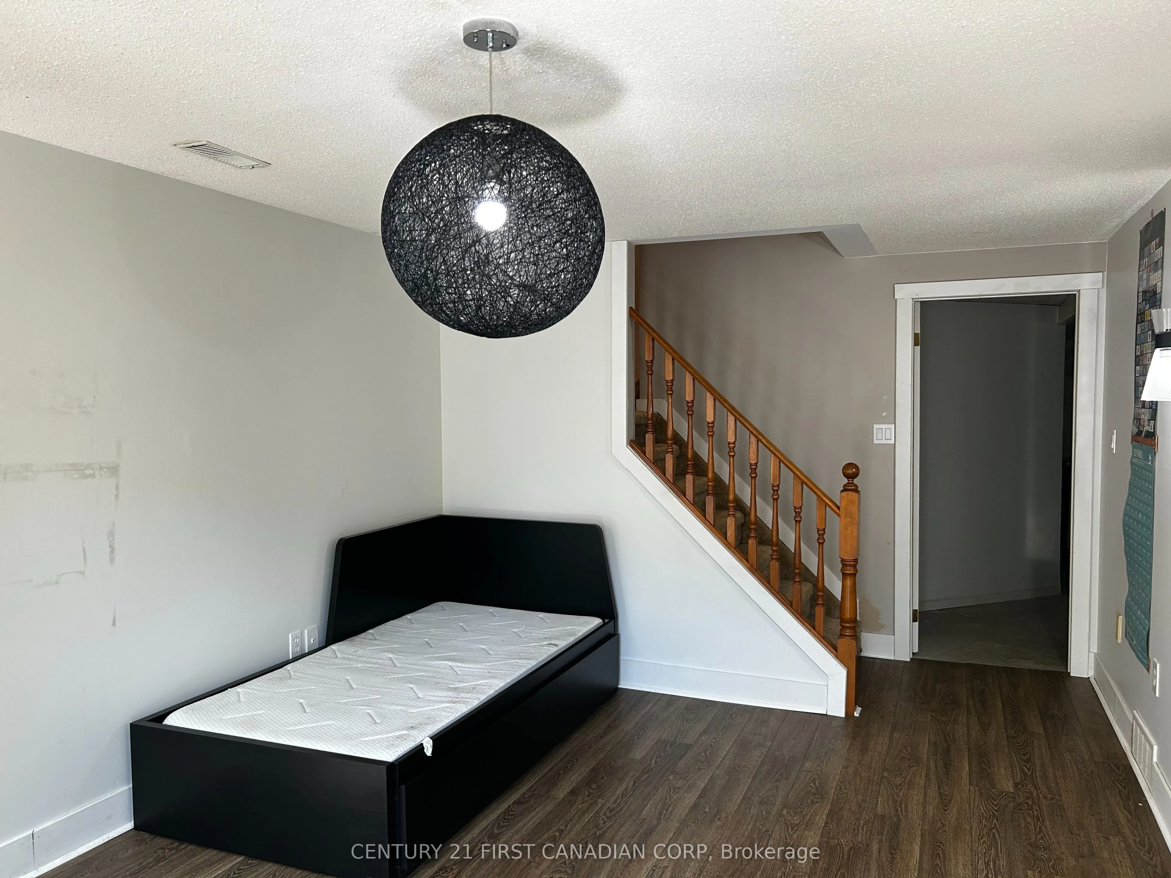 1199 Hamilton Road, #4
