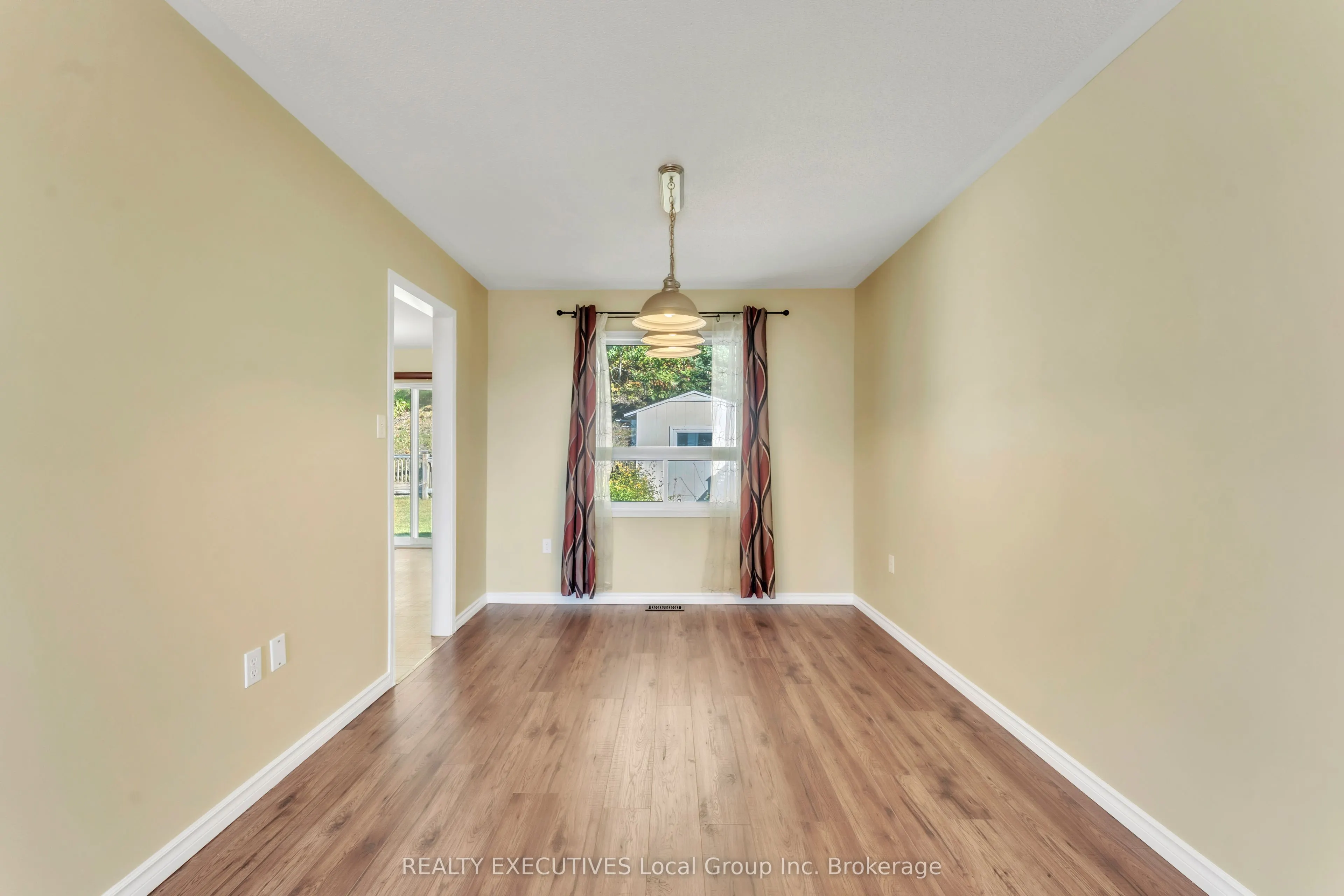103 Sherryl Crescent