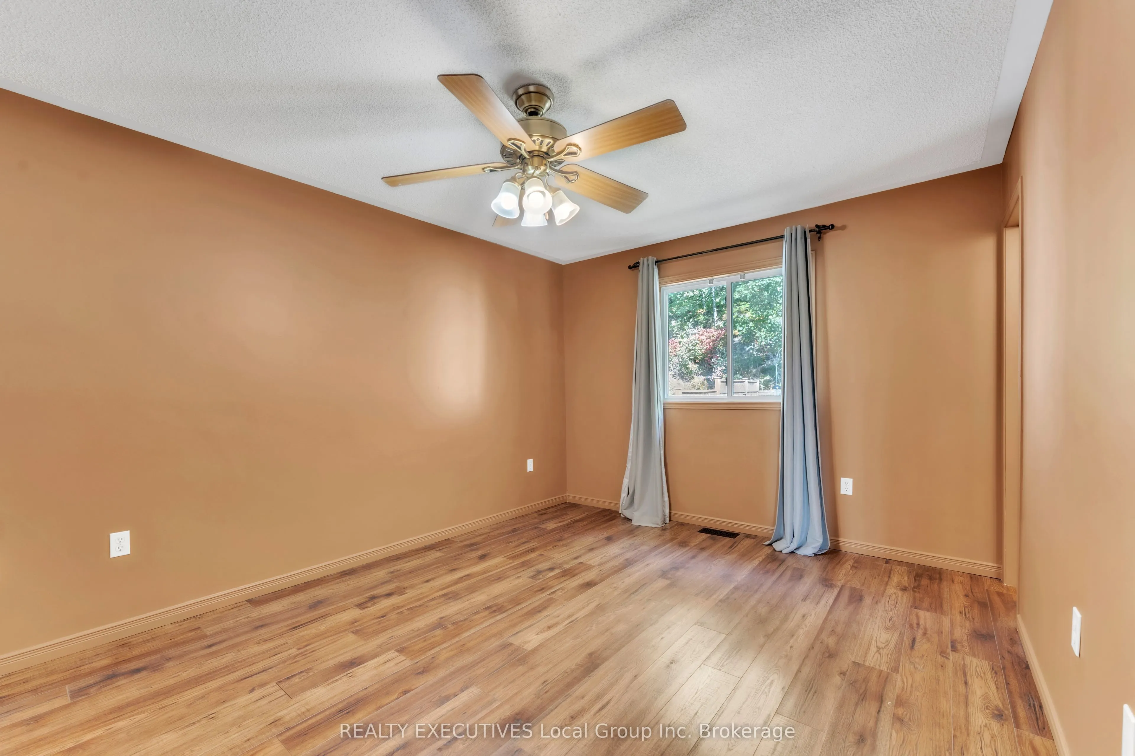 103 Sherryl Crescent