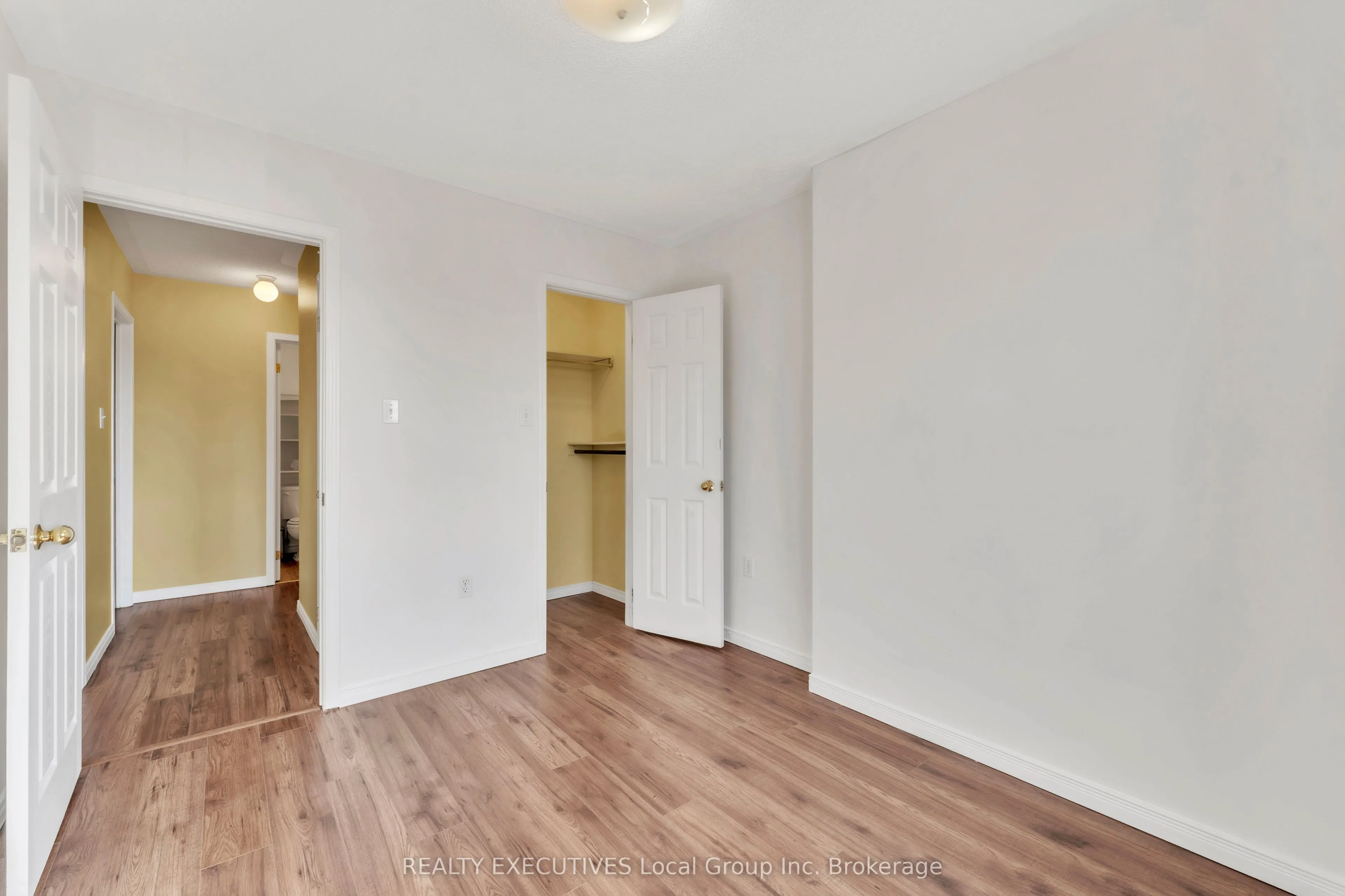 103 Sherryl Crescent