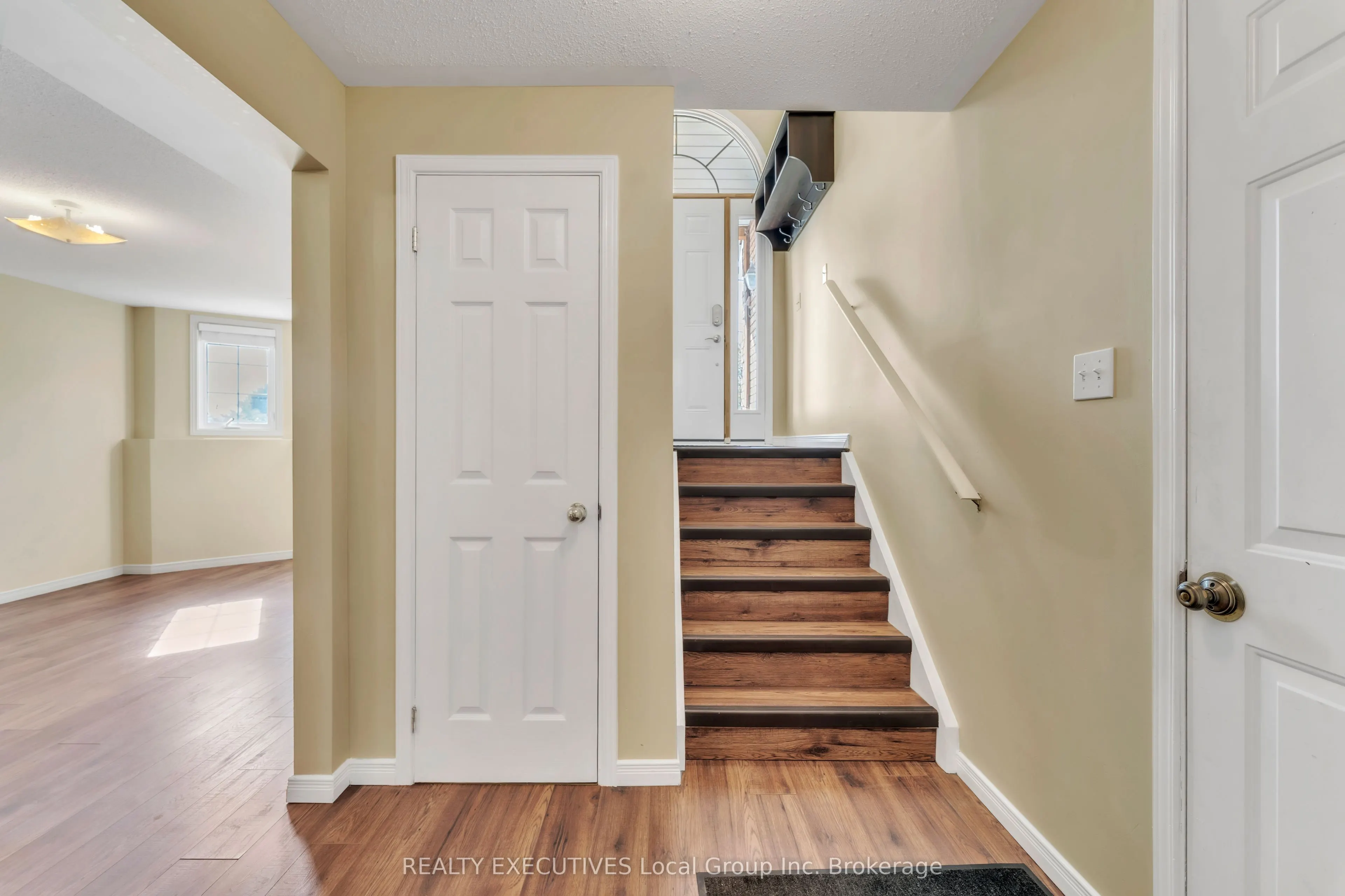 103 Sherryl Crescent