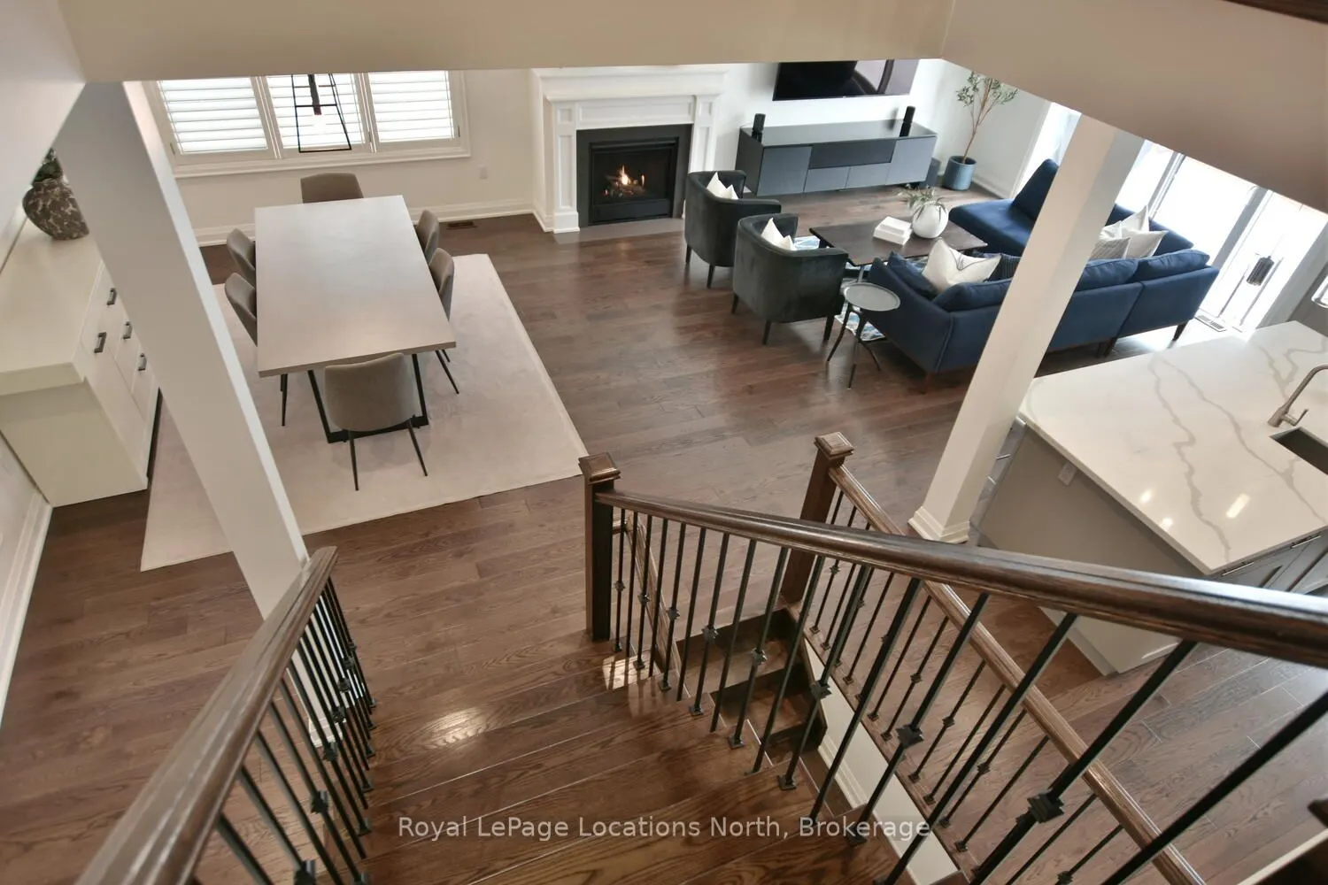 138 CRESTVIEW Court