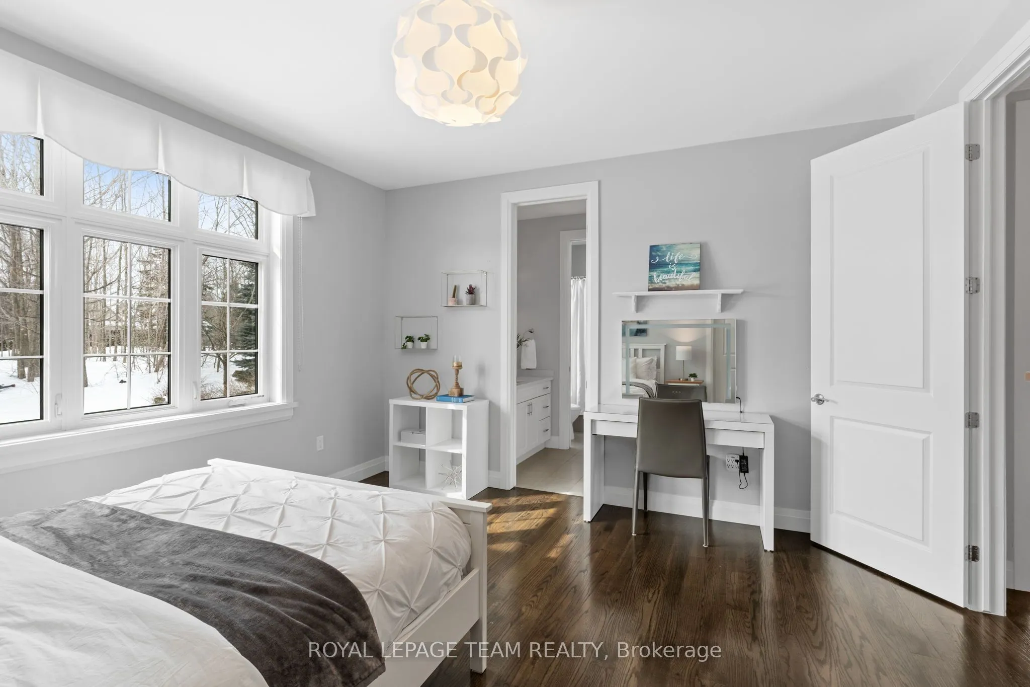 1140 Meadowshire Way