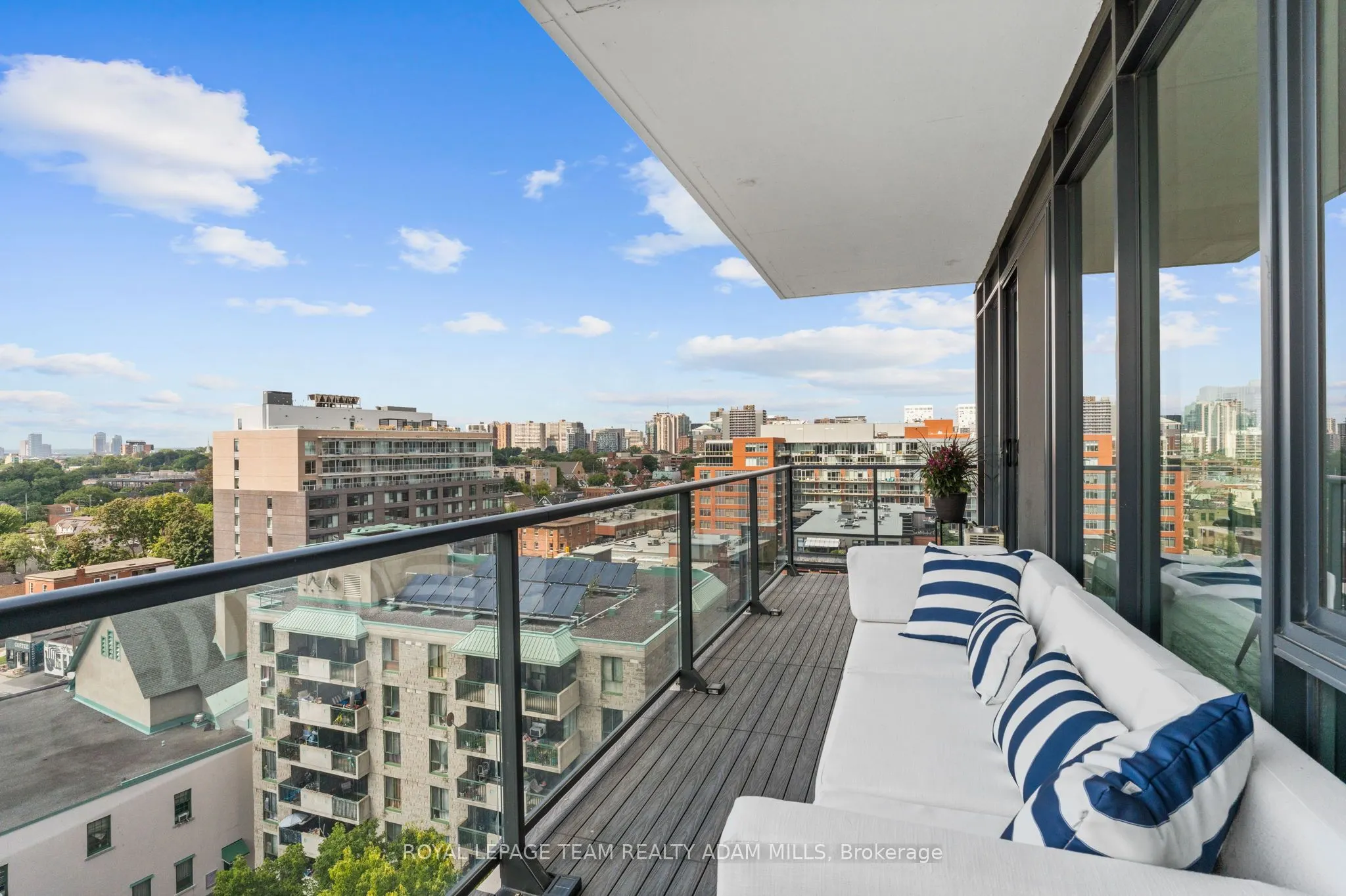203 CATHERINE Street, #908