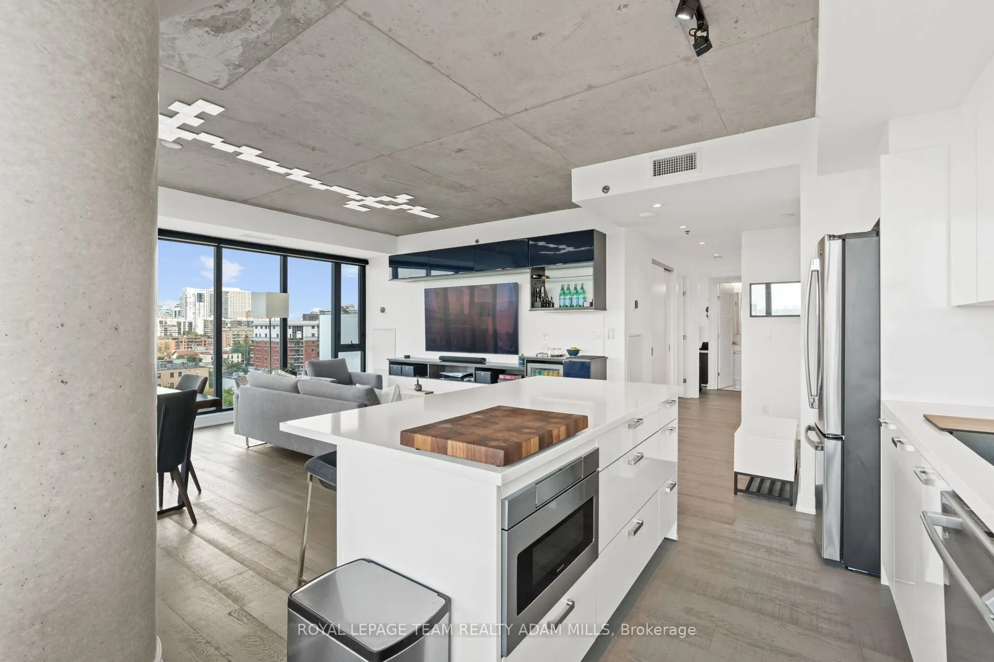 203 CATHERINE Street, #908