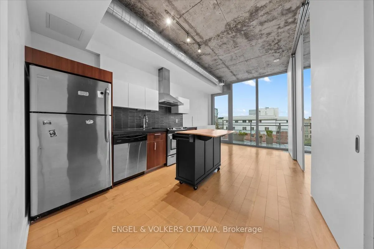 340 McLeod Street, #940