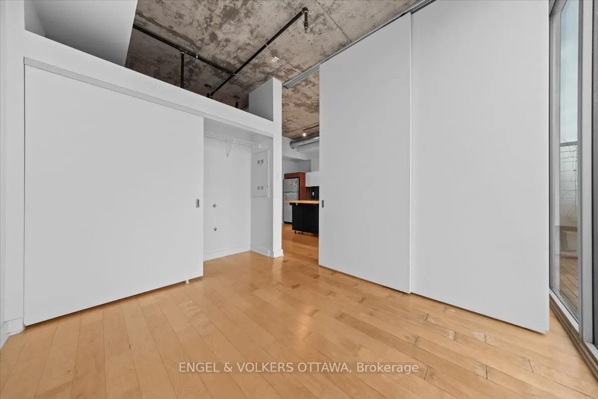 340 McLeod Street, #940