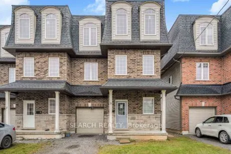 9 Chestnut Street E, #Upper