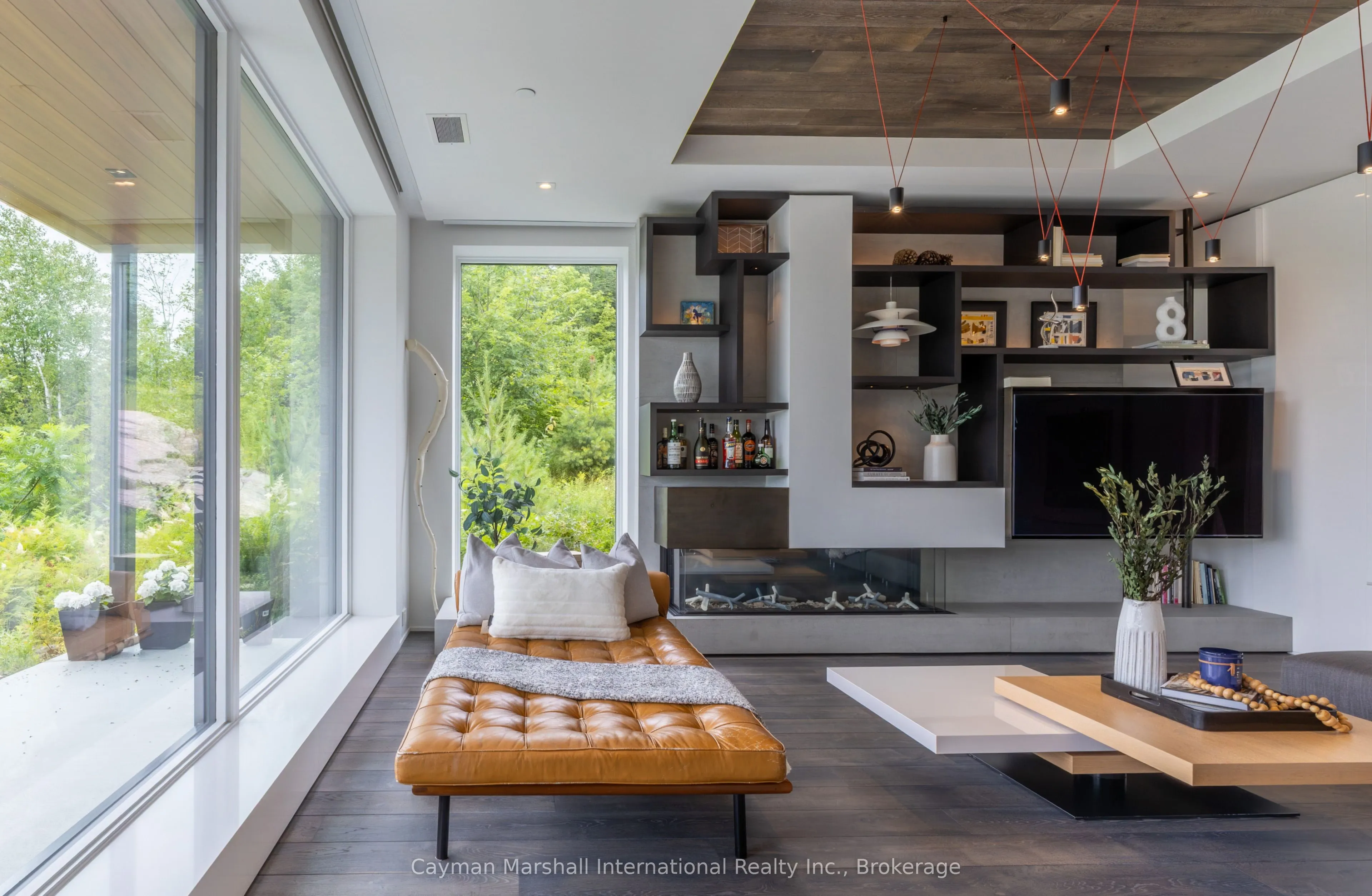 727 Grandview Drive, #101