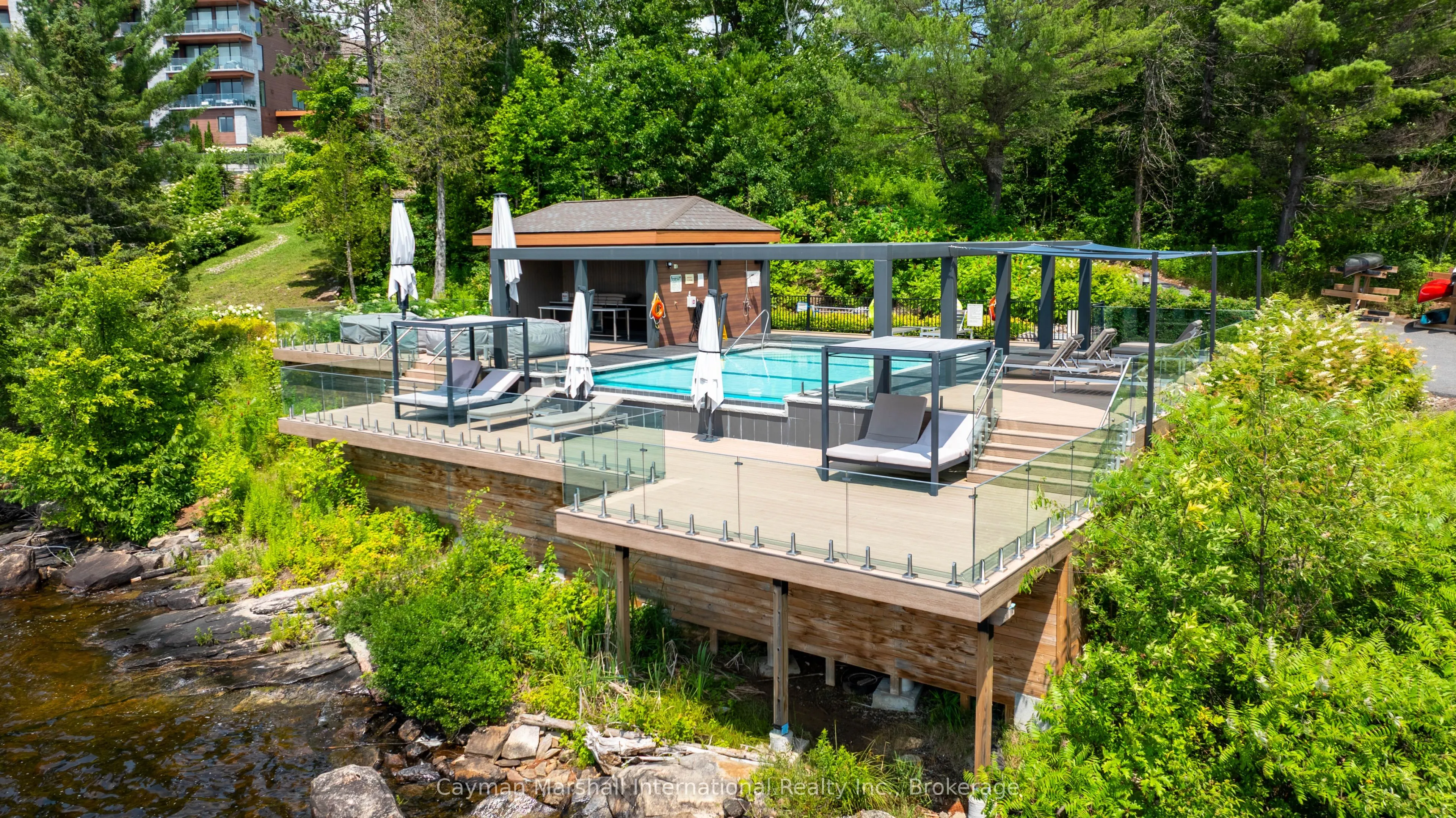 727 Grandview Drive, #101