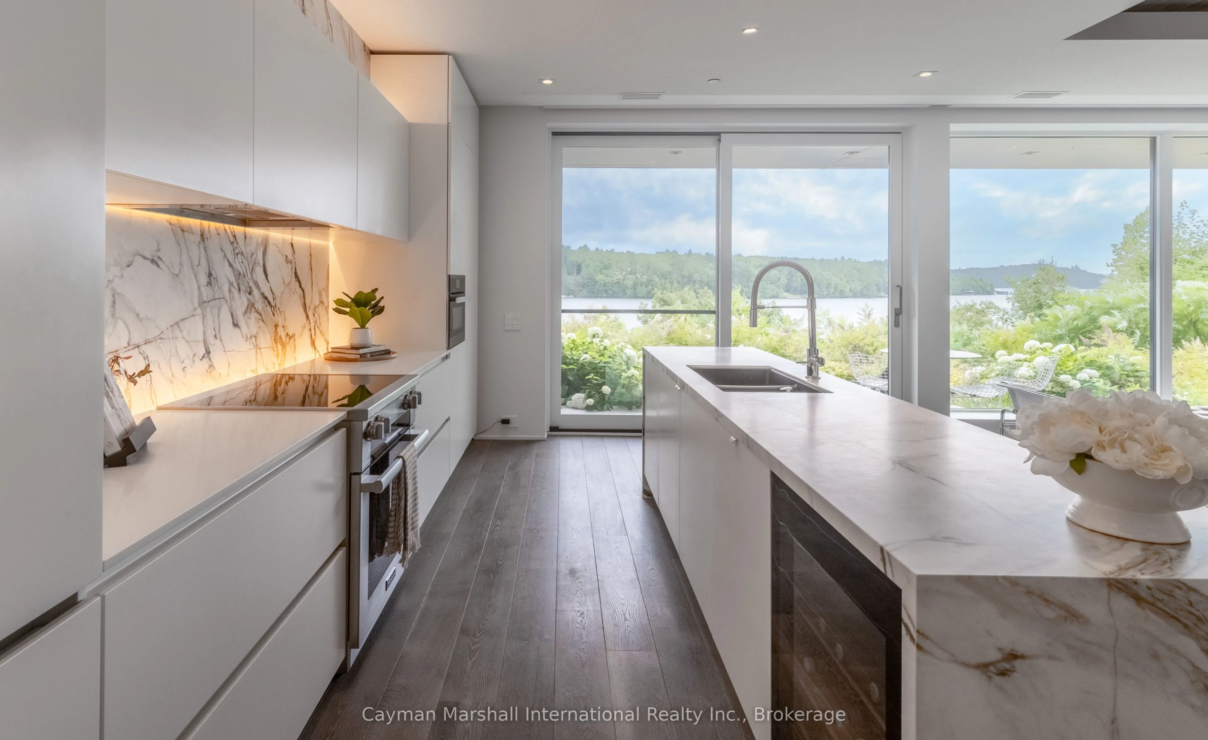 727 Grandview Drive, #101