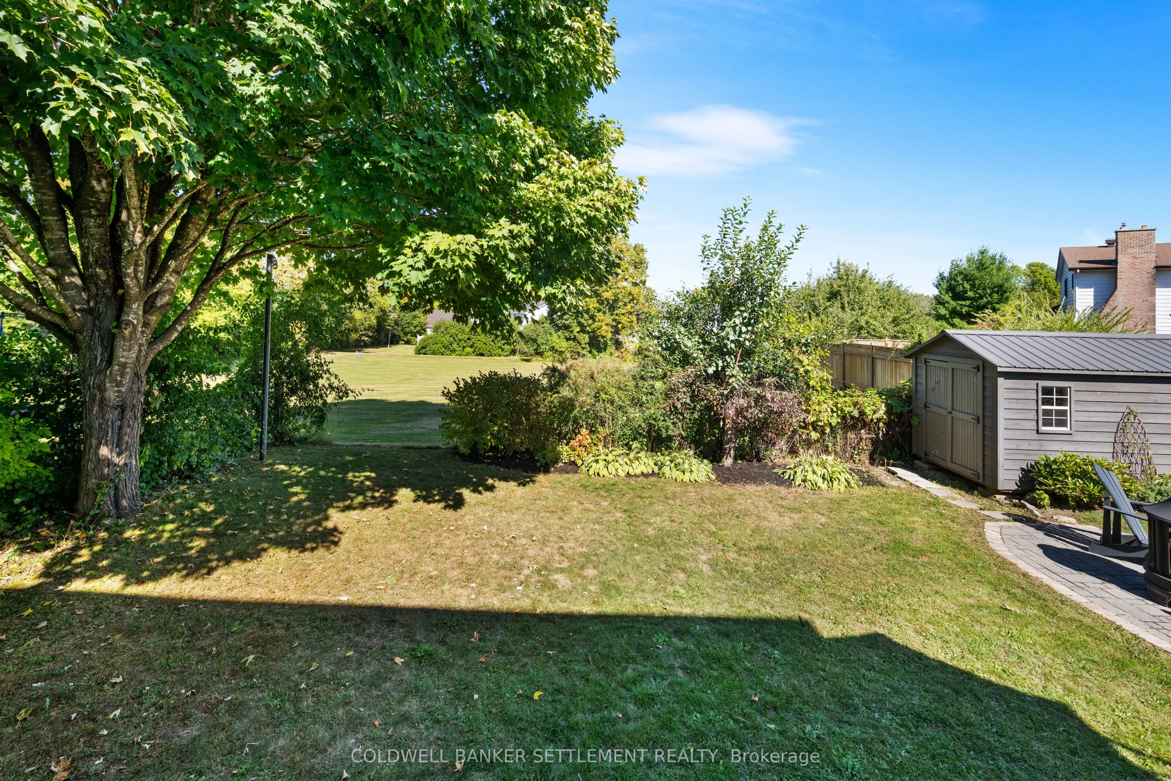 11 Scott Crescent