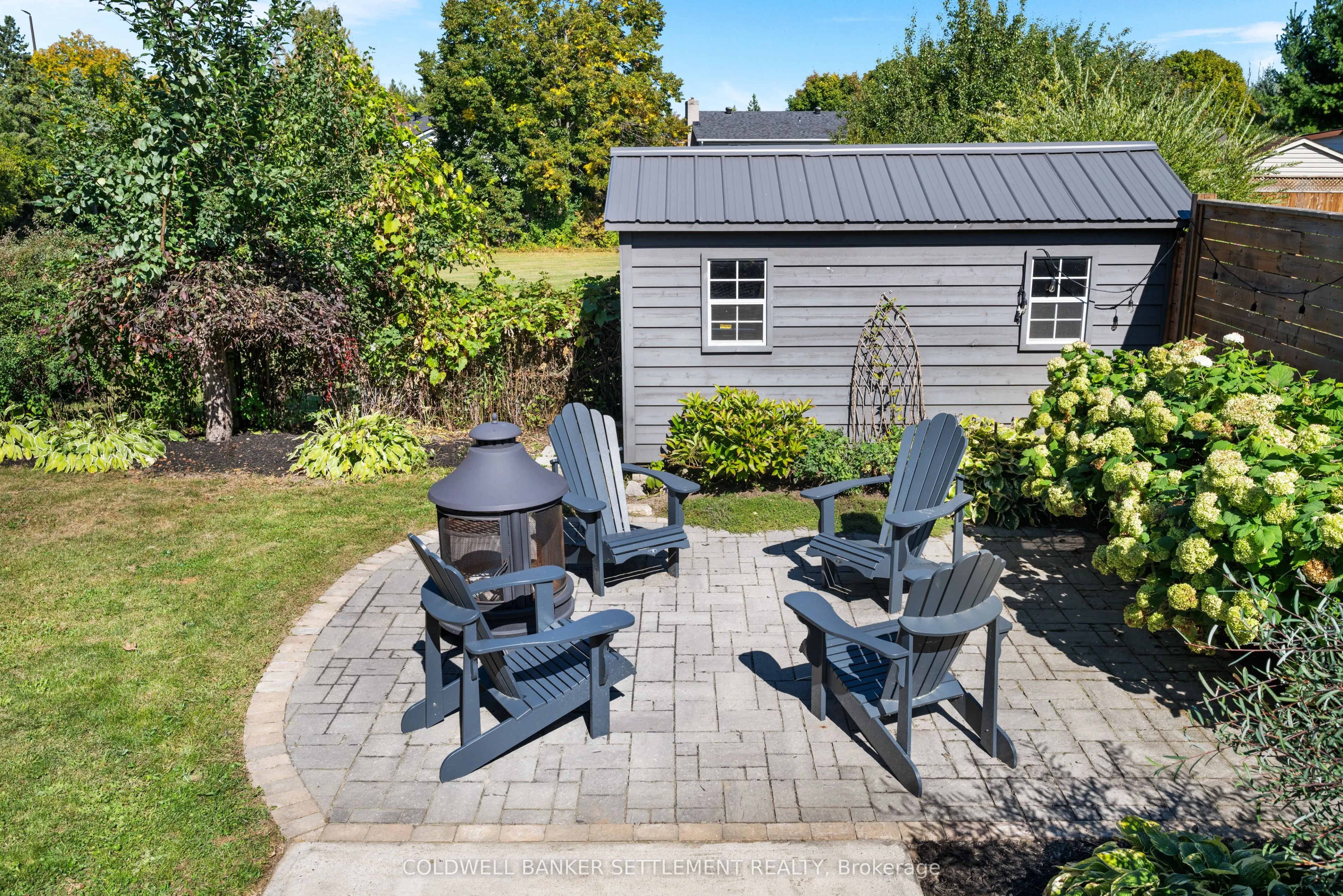 11 Scott Crescent