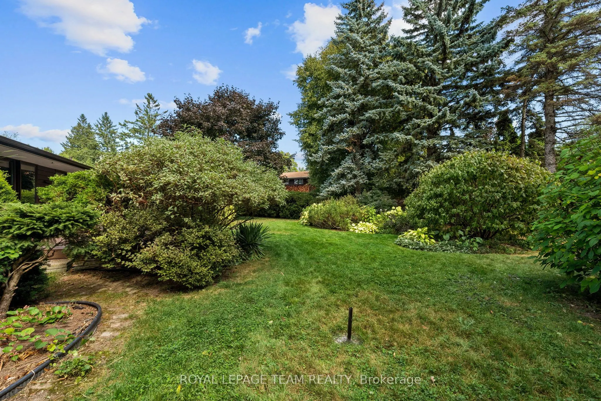 22 Pellan Crescent