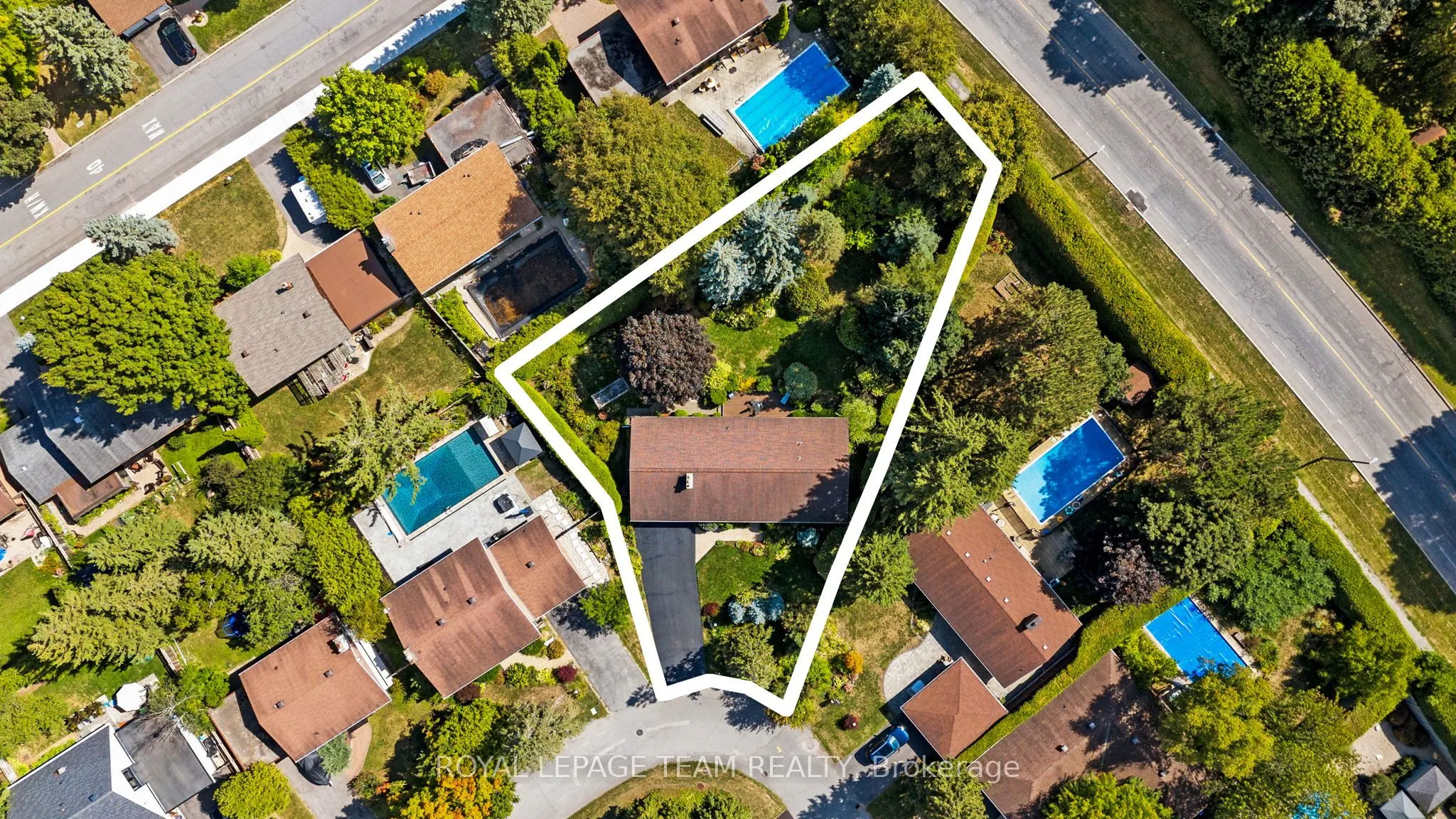 22 Pellan Crescent