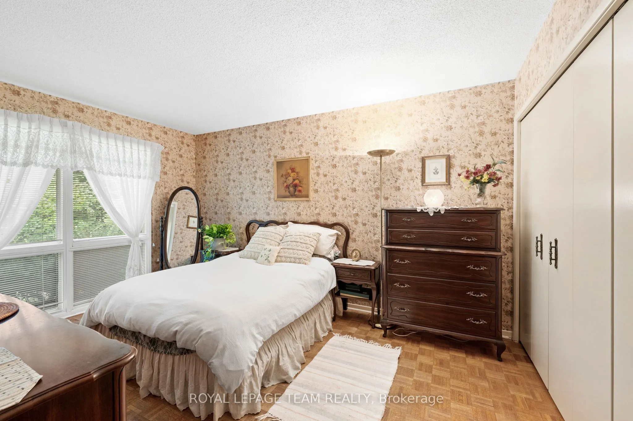 22 Pellan Crescent