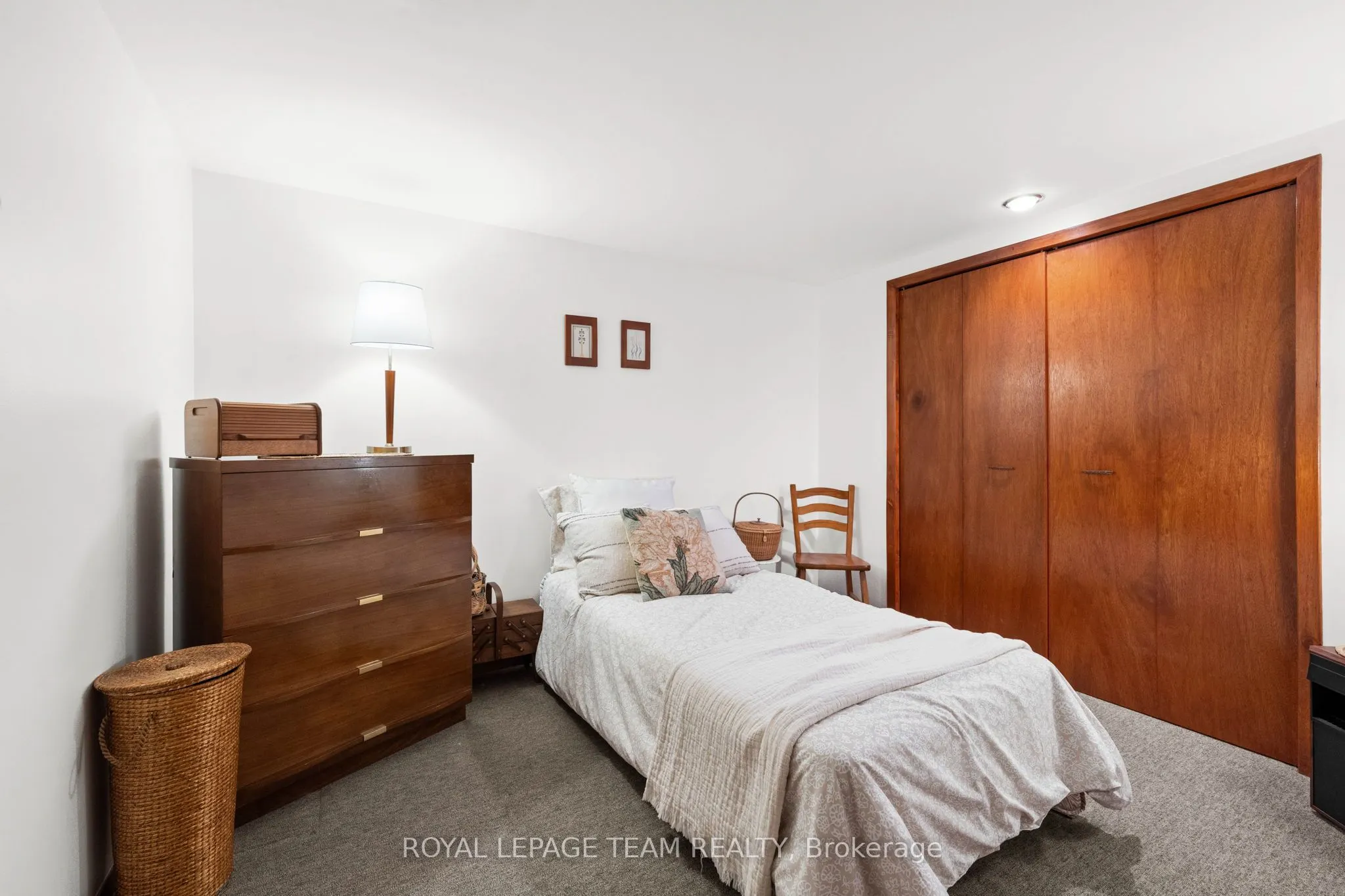 22 Pellan Crescent
