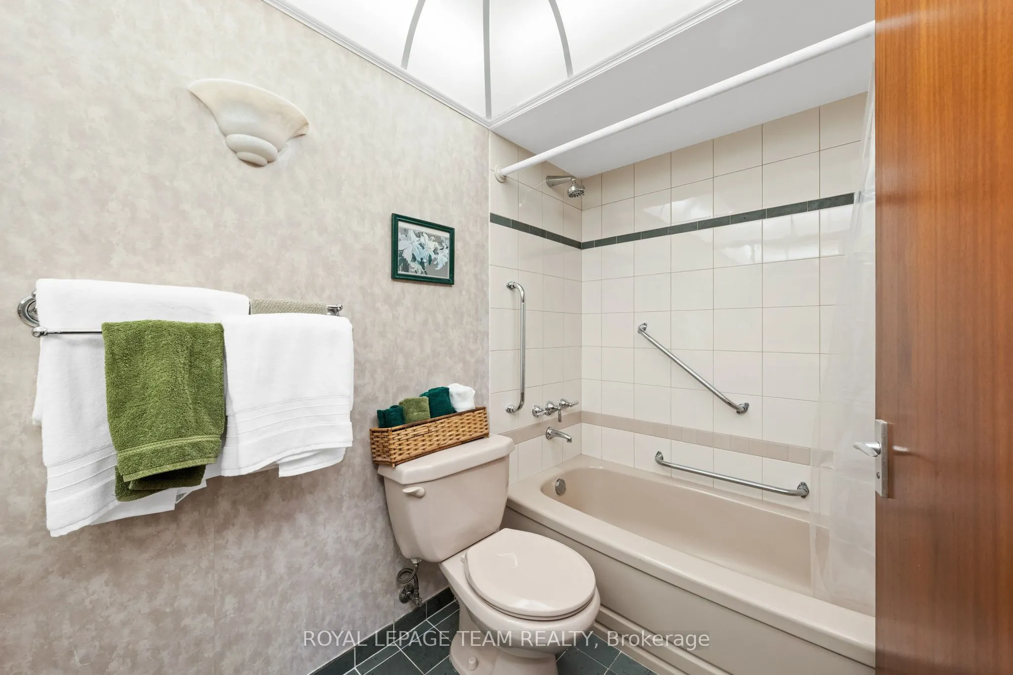 22 Pellan Crescent
