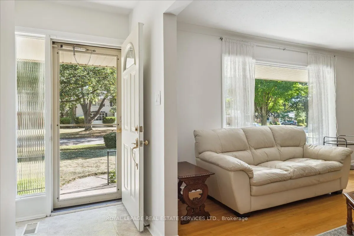 25 Regency Road