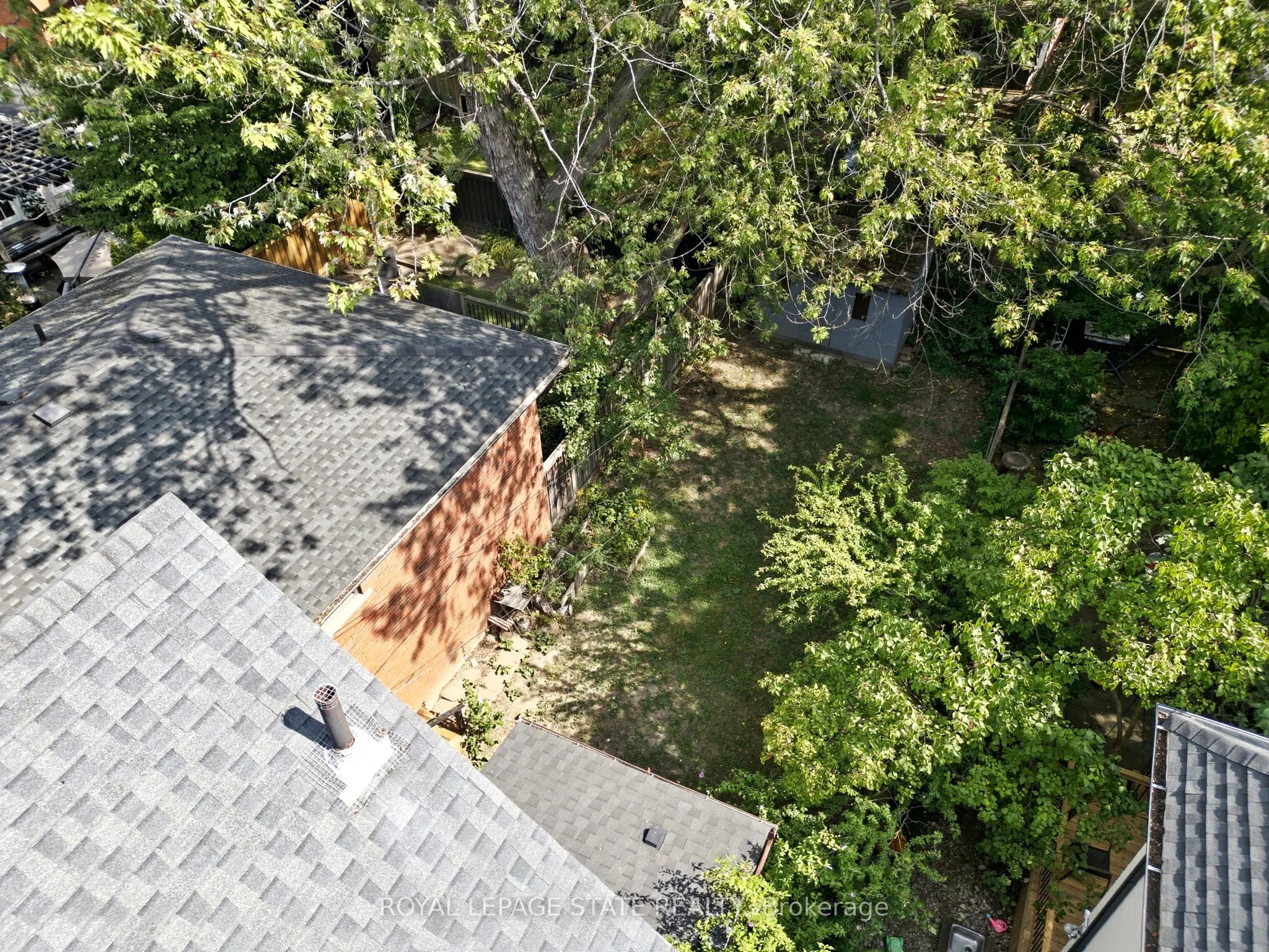 13 Bruce Street