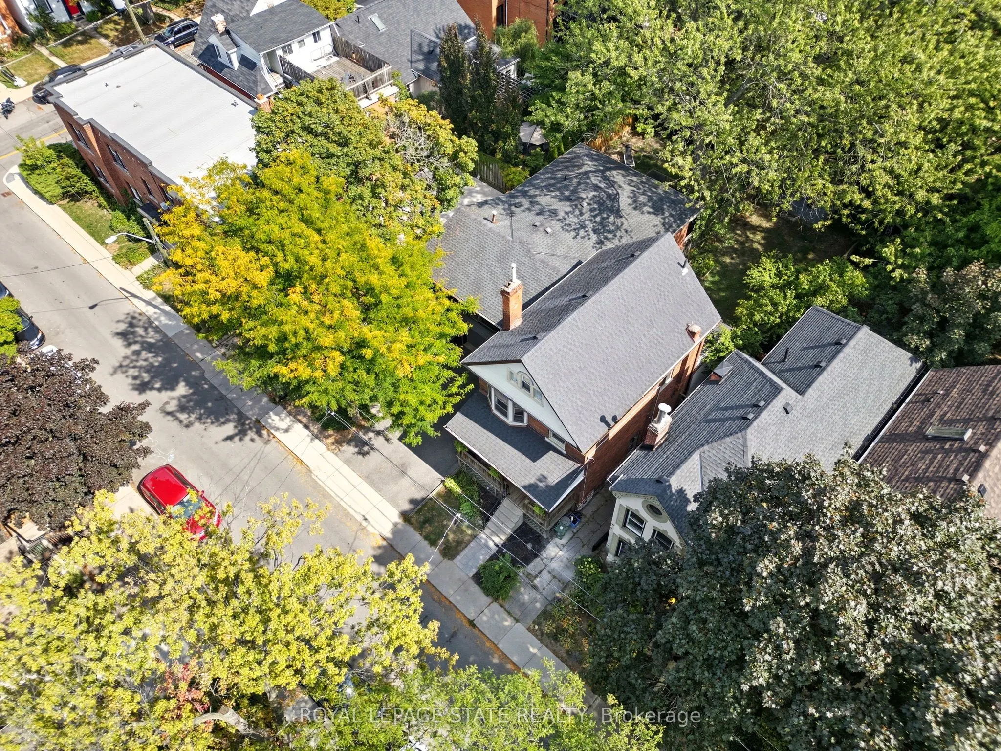 13 Bruce Street