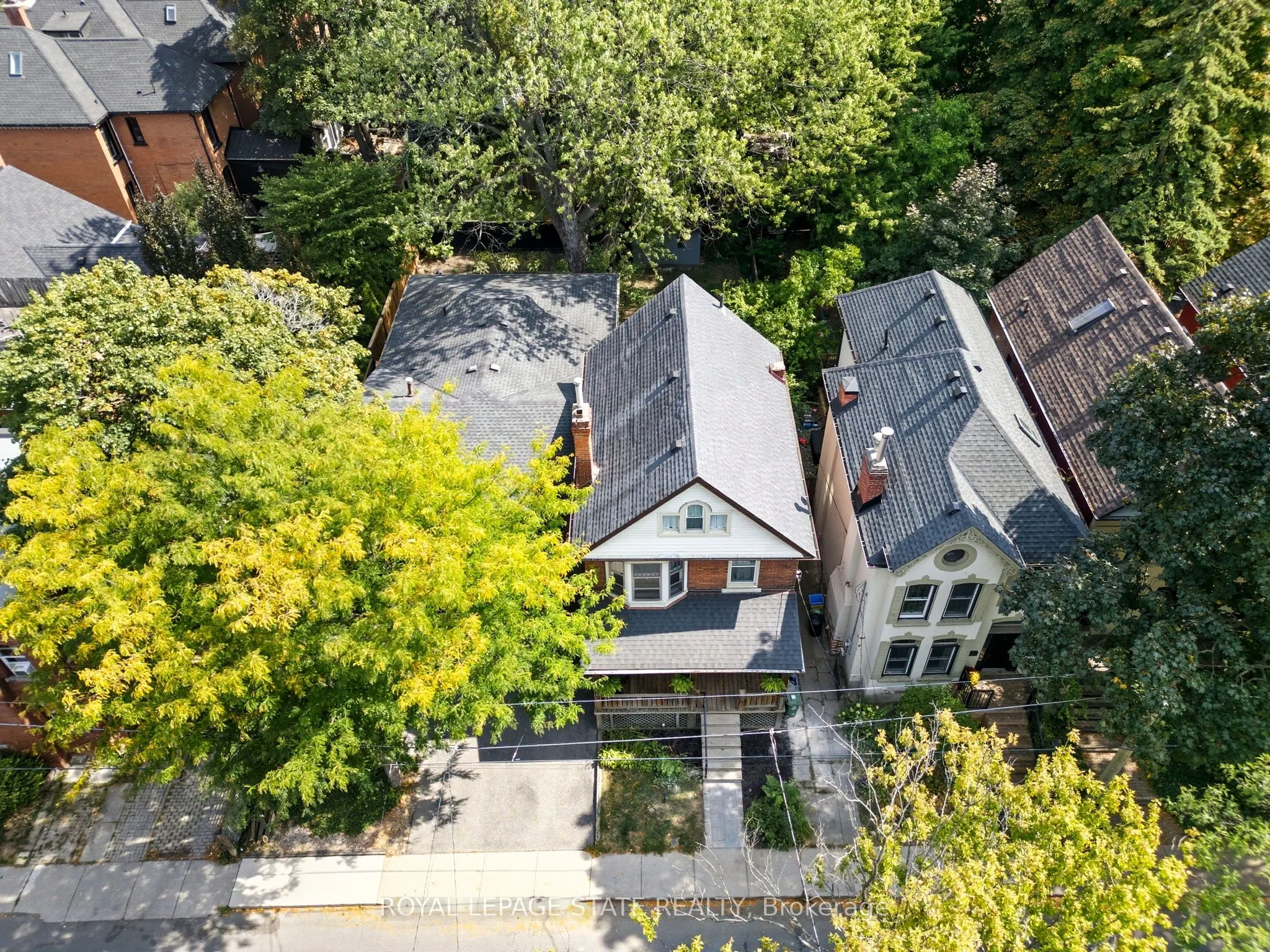 13 Bruce Street