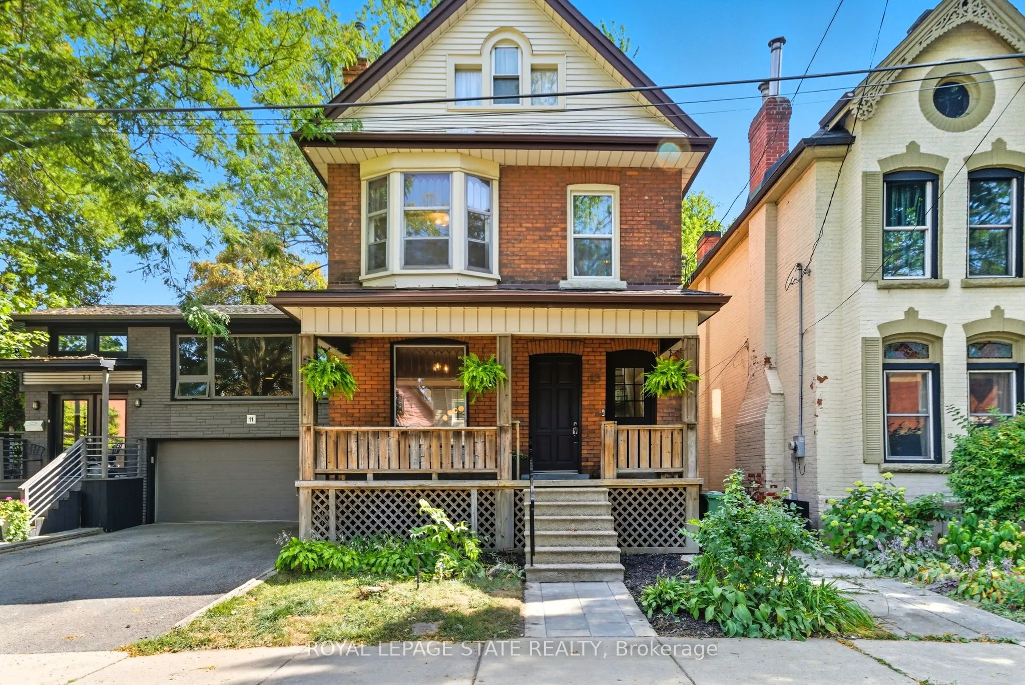 13 Bruce Street
