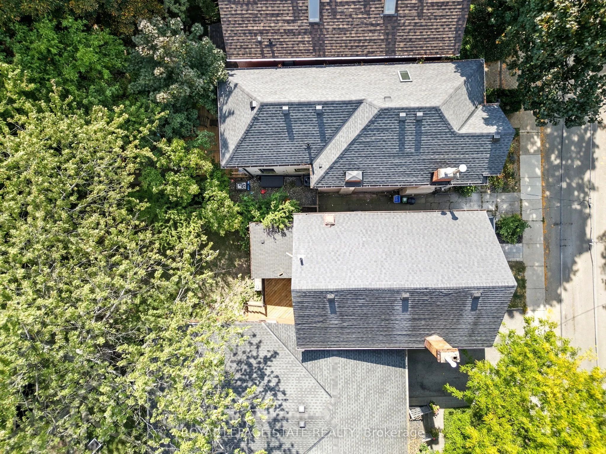 13 Bruce Street