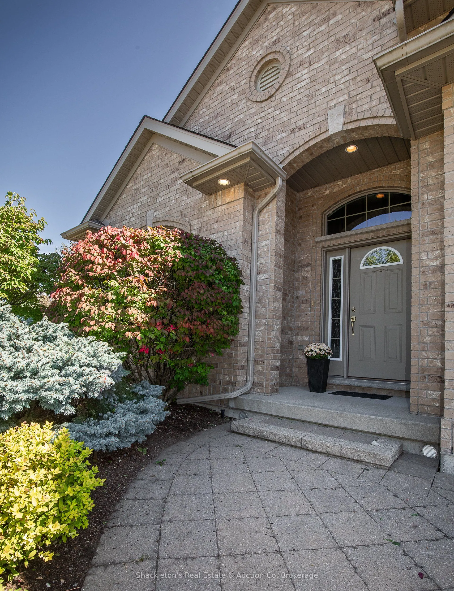 41 North Pointe Drive, #30