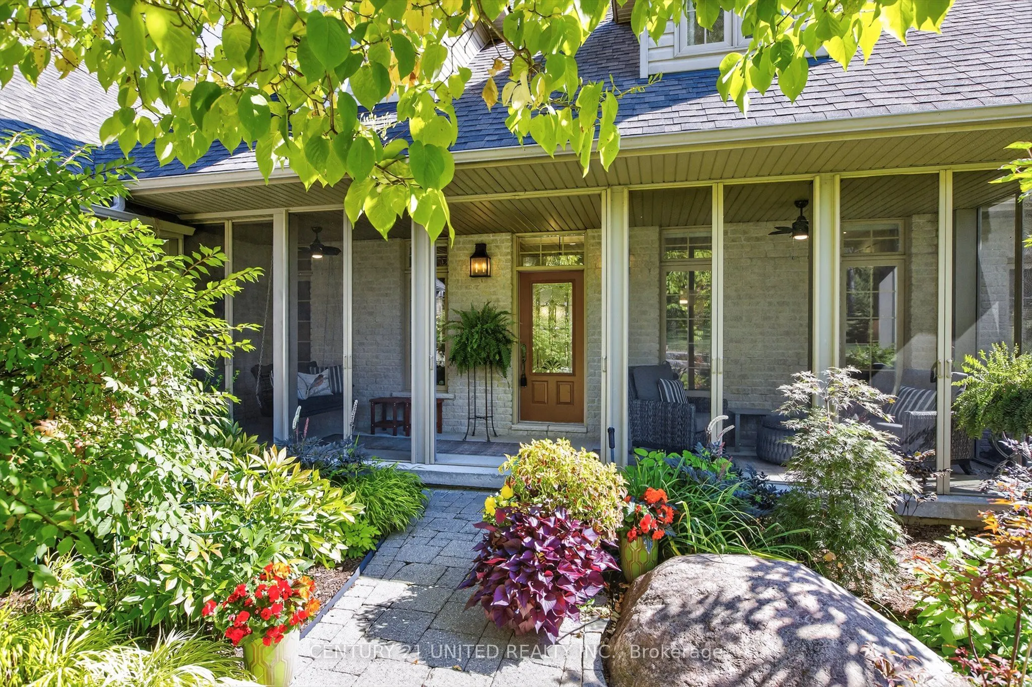 9 Maplehill Drive