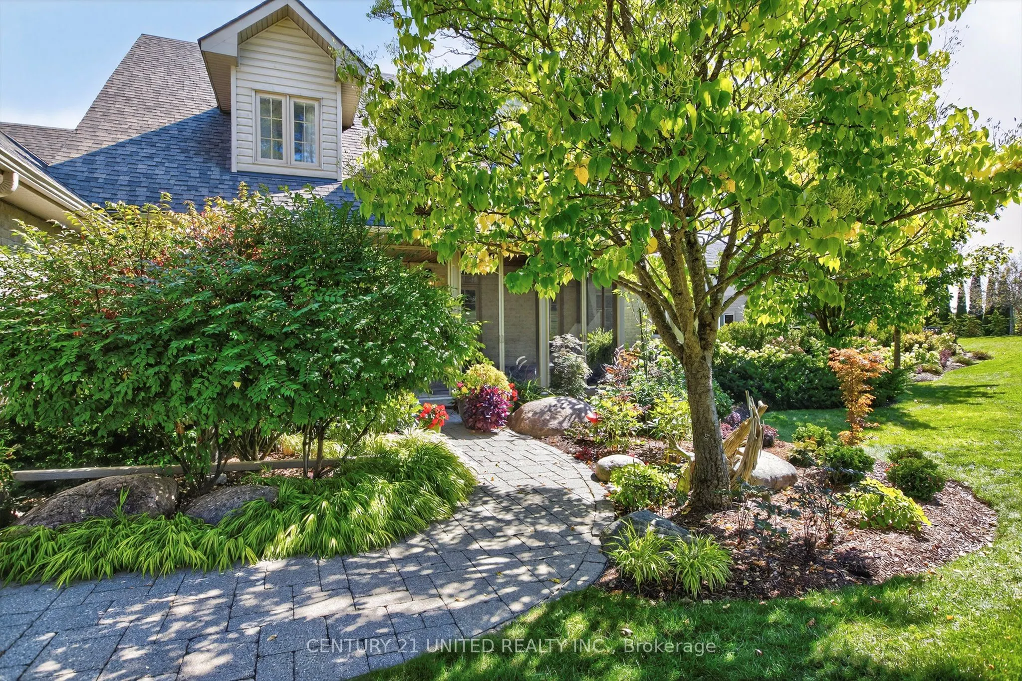 9 Maplehill Drive