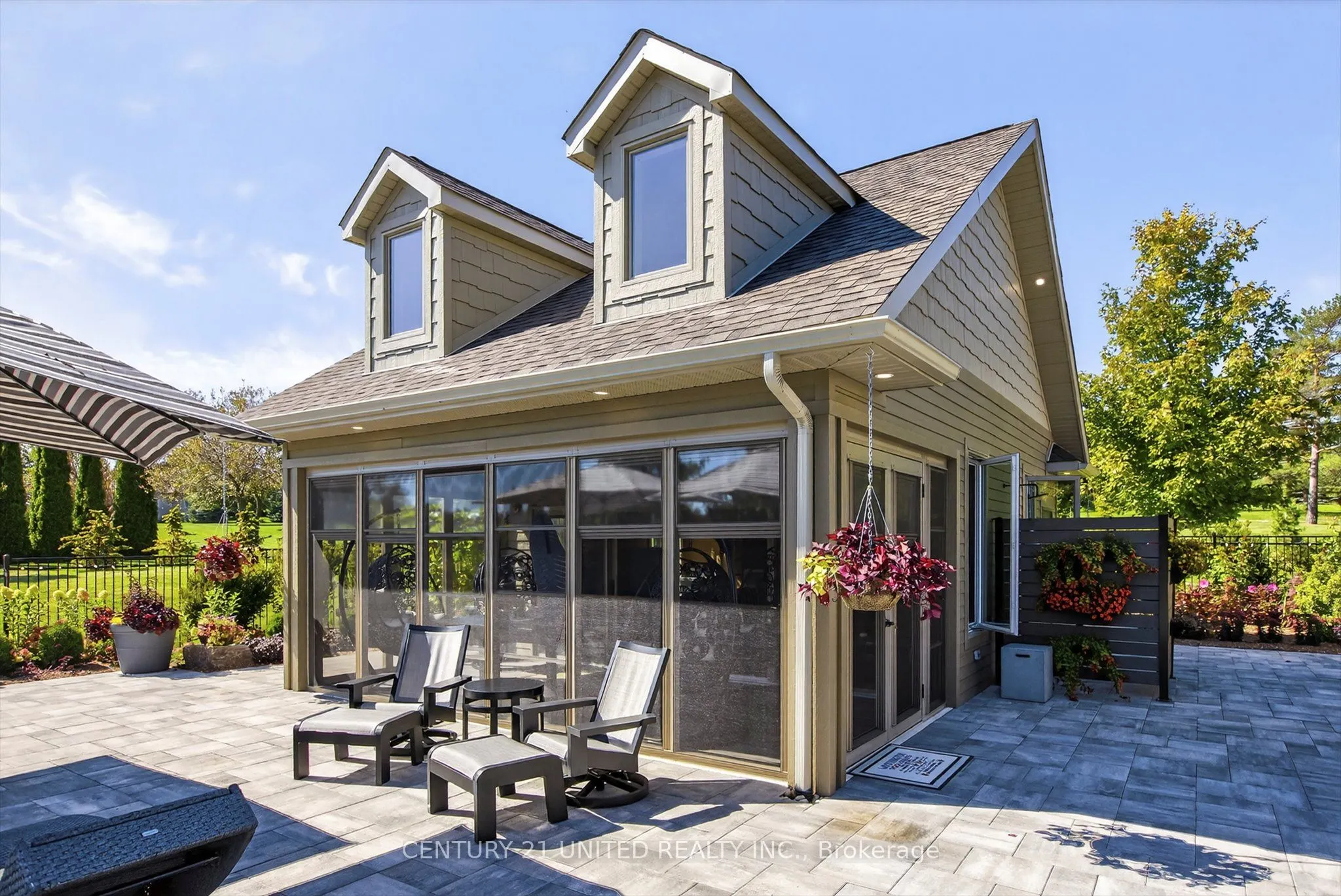 9 Maplehill Drive