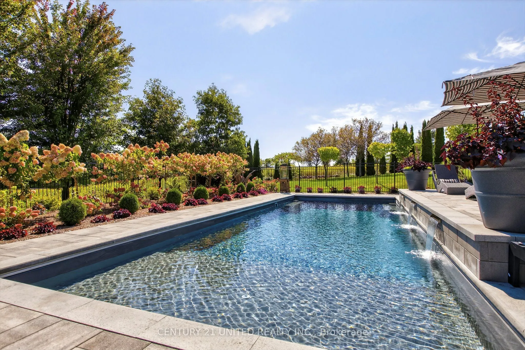 9 Maplehill Drive