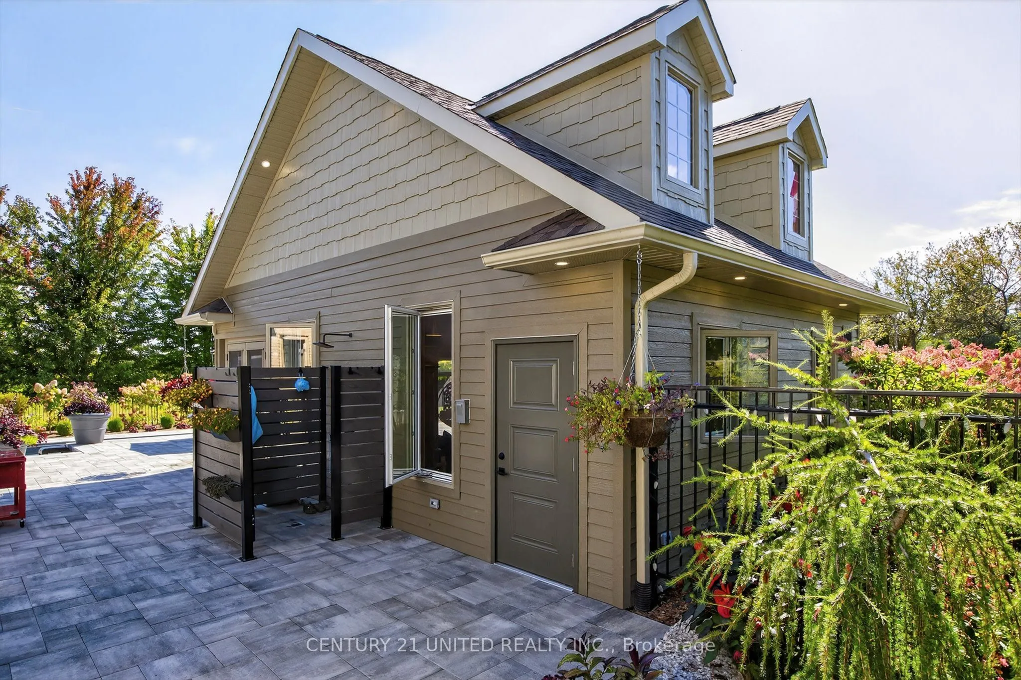 9 Maplehill Drive