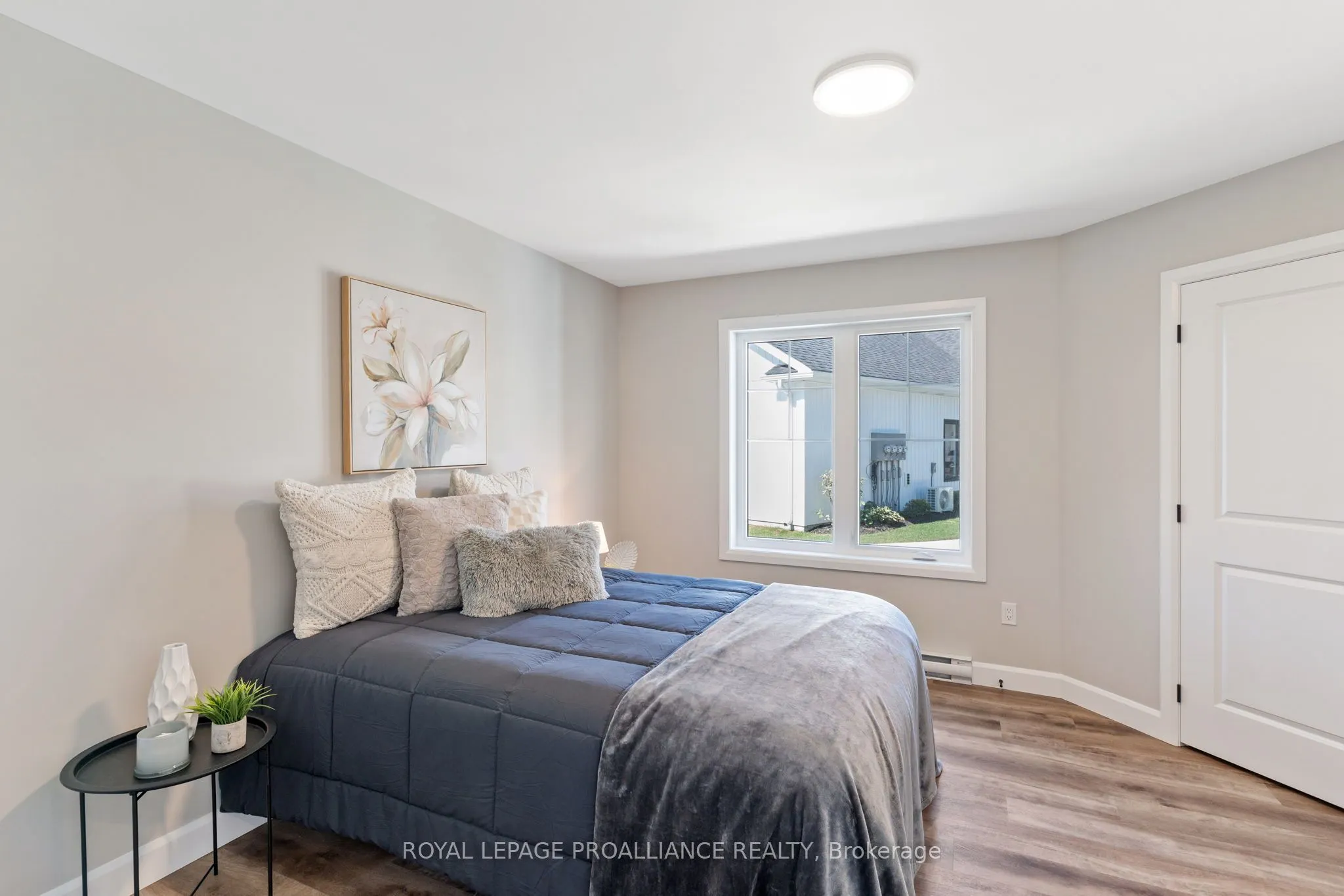 14 Meadowcreek Drive, #102