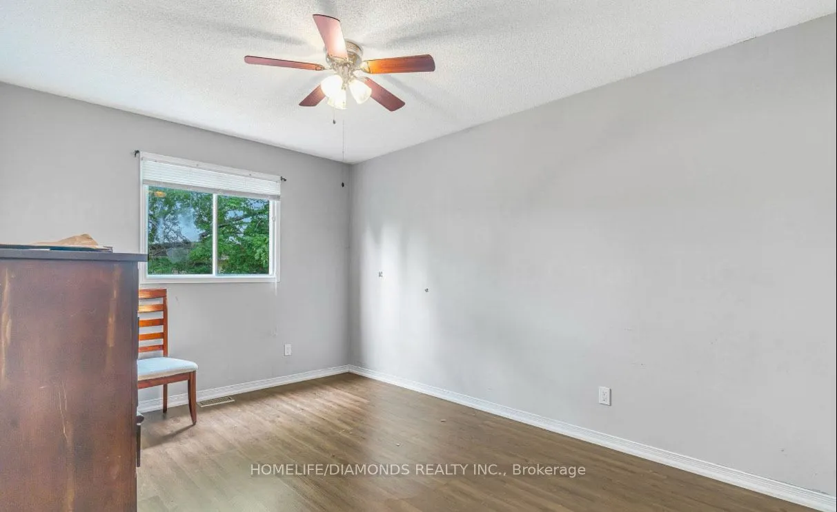 37 Briarsdale Crescent