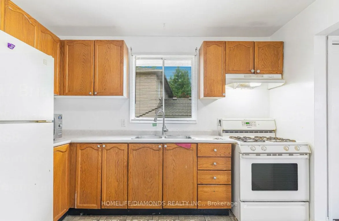 37 Briarsdale Crescent