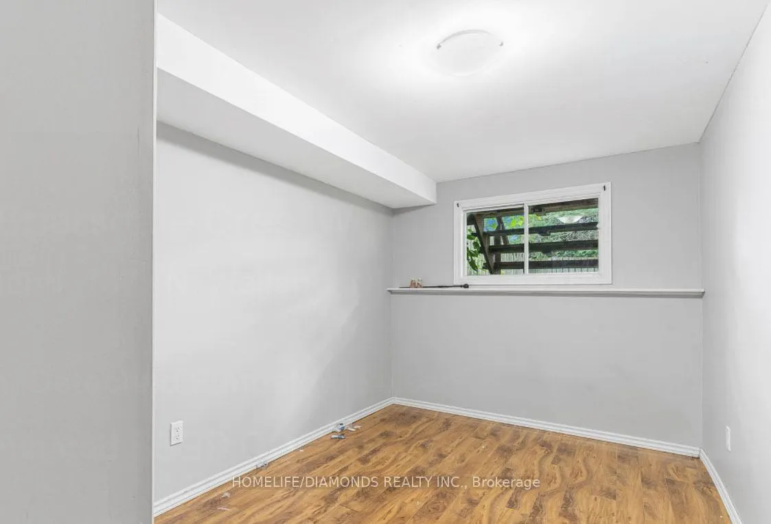 37 Briarsdale Crescent