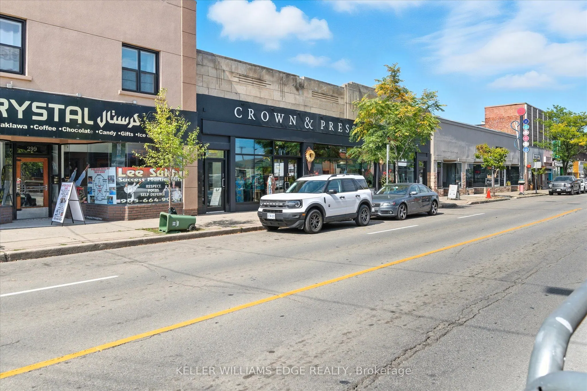 163 Grosvenor Avenue N