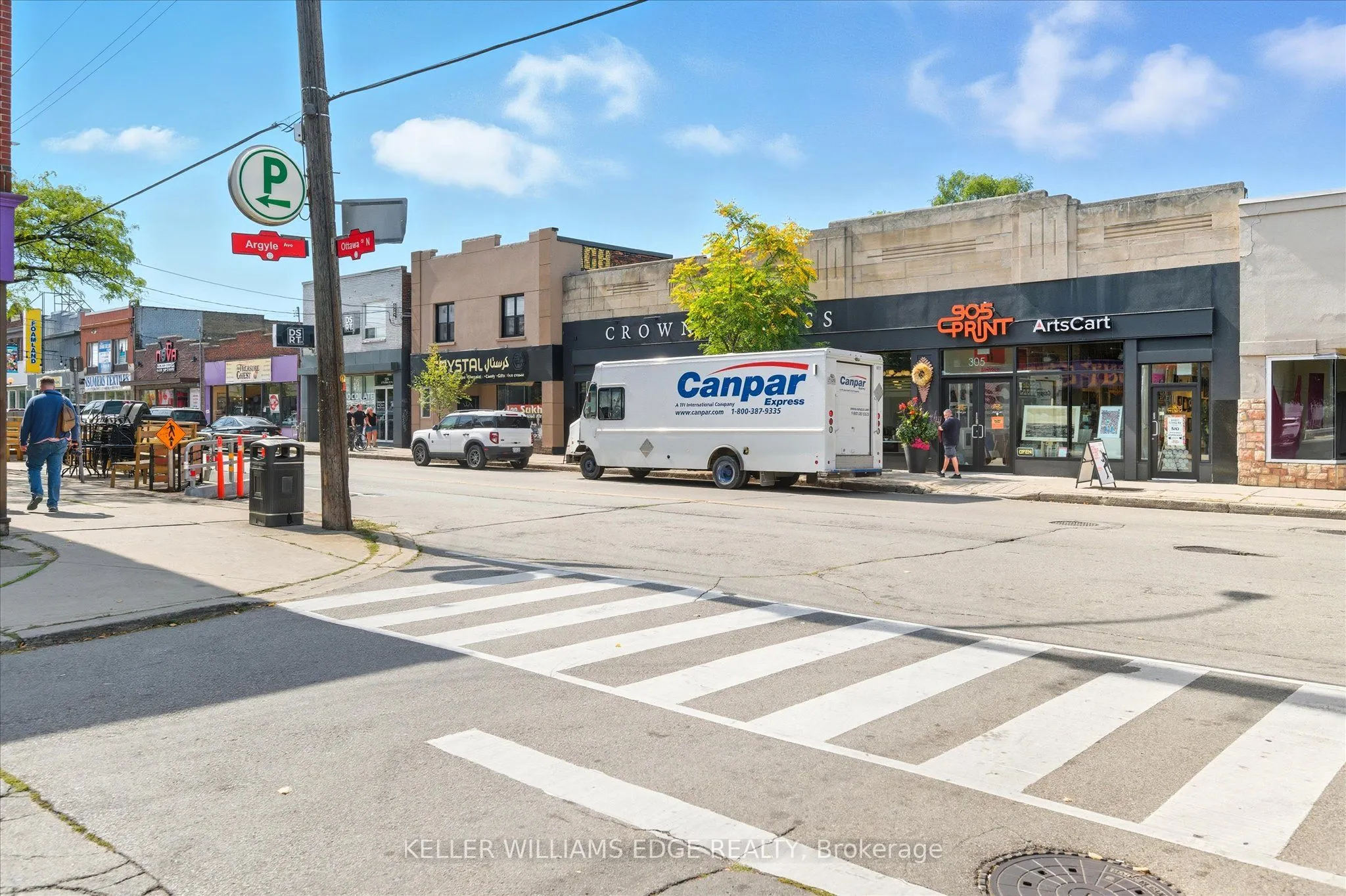 163 Grosvenor Avenue N
