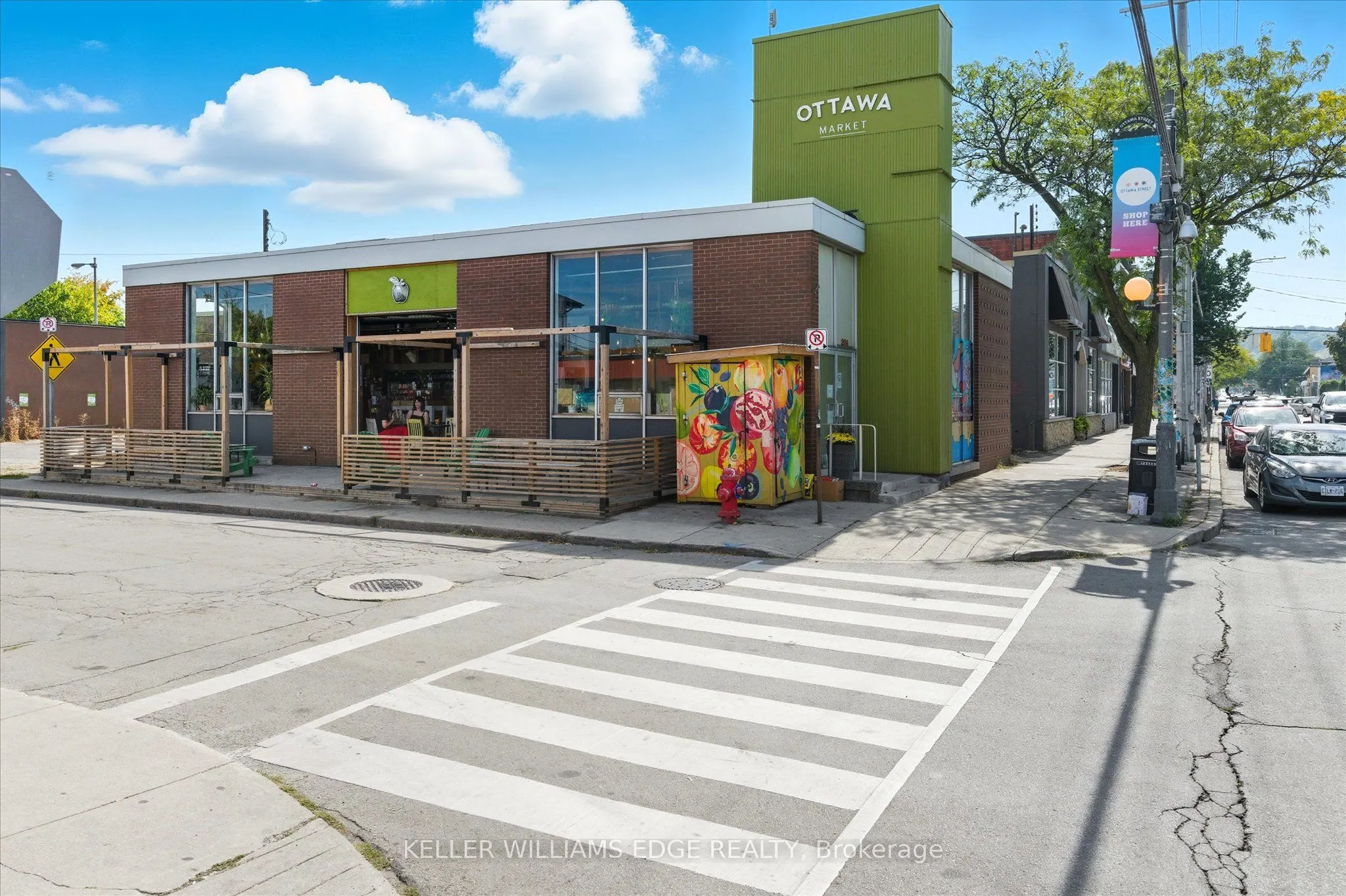 163 Grosvenor Avenue N