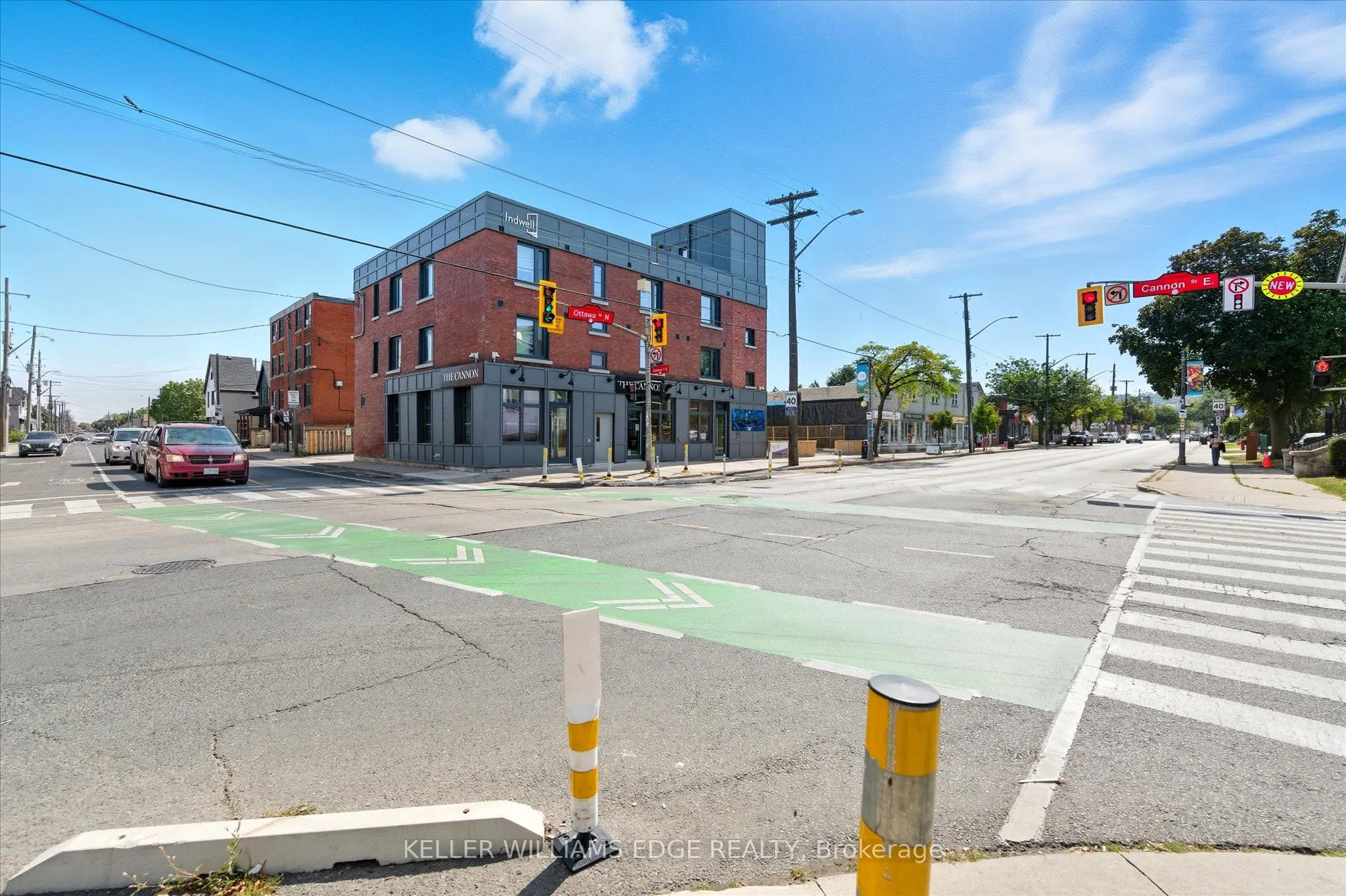 163 Grosvenor Avenue N