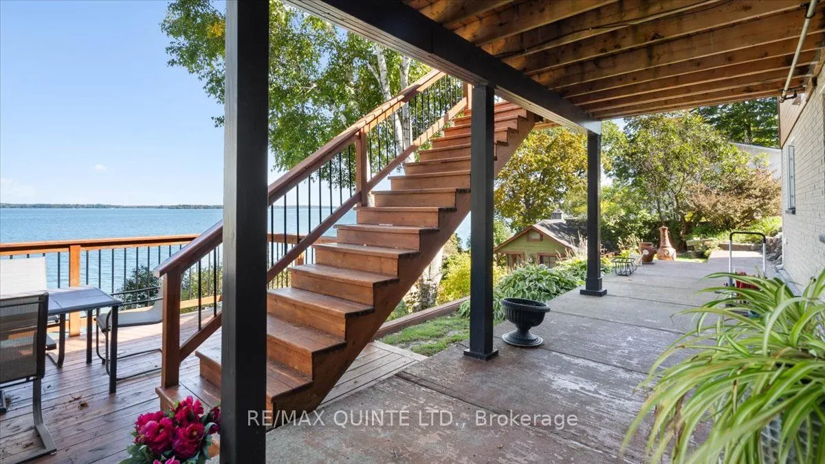 11536 Loyalist Parkway