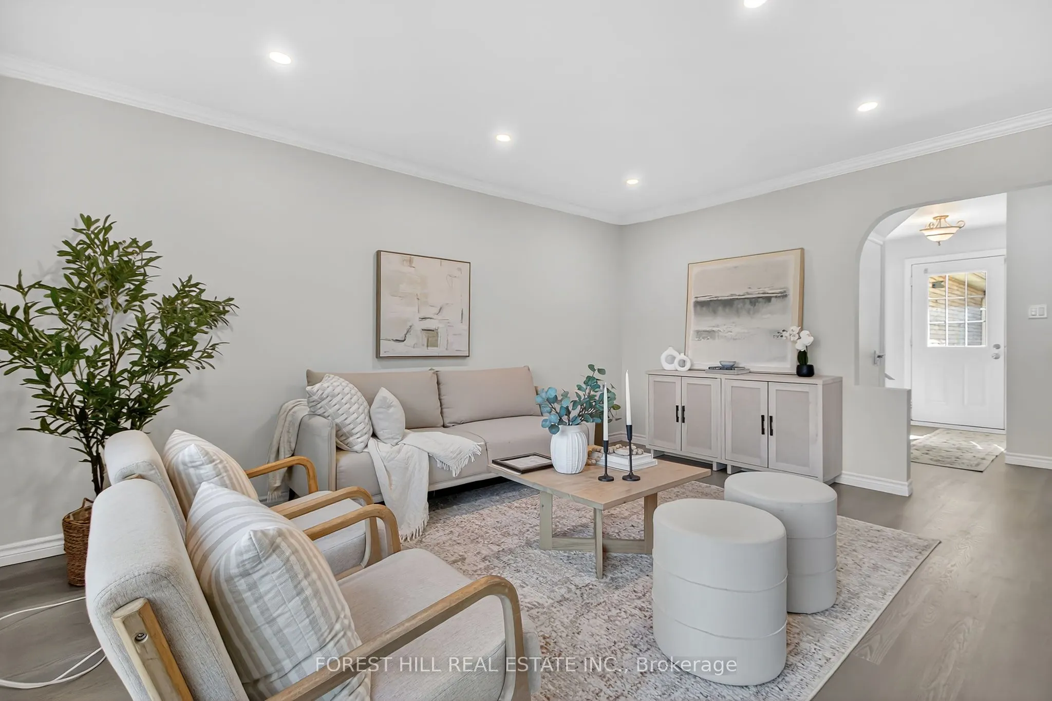 42 Vincent Crescent