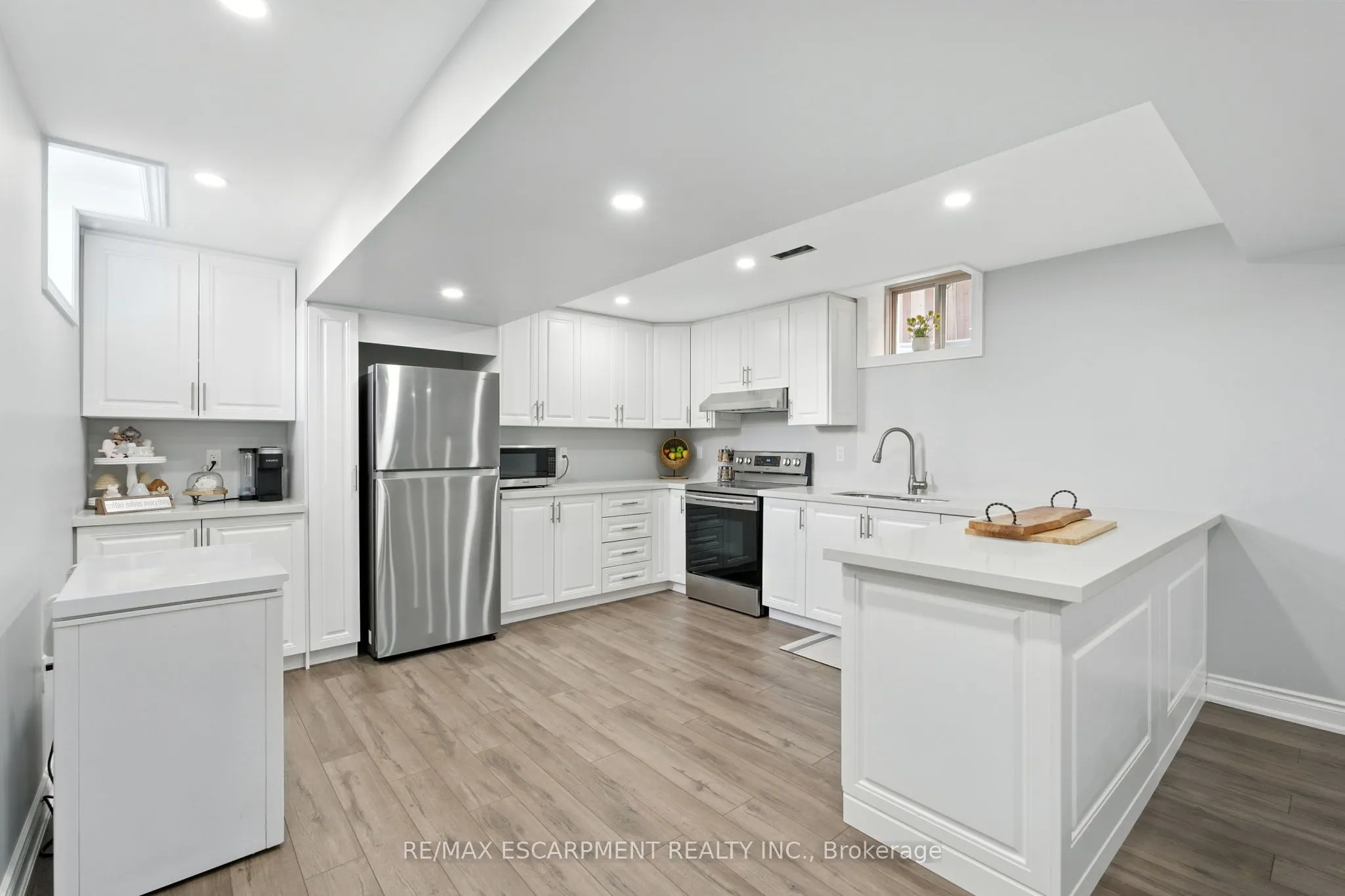 1533 Upper Sherman Avenue