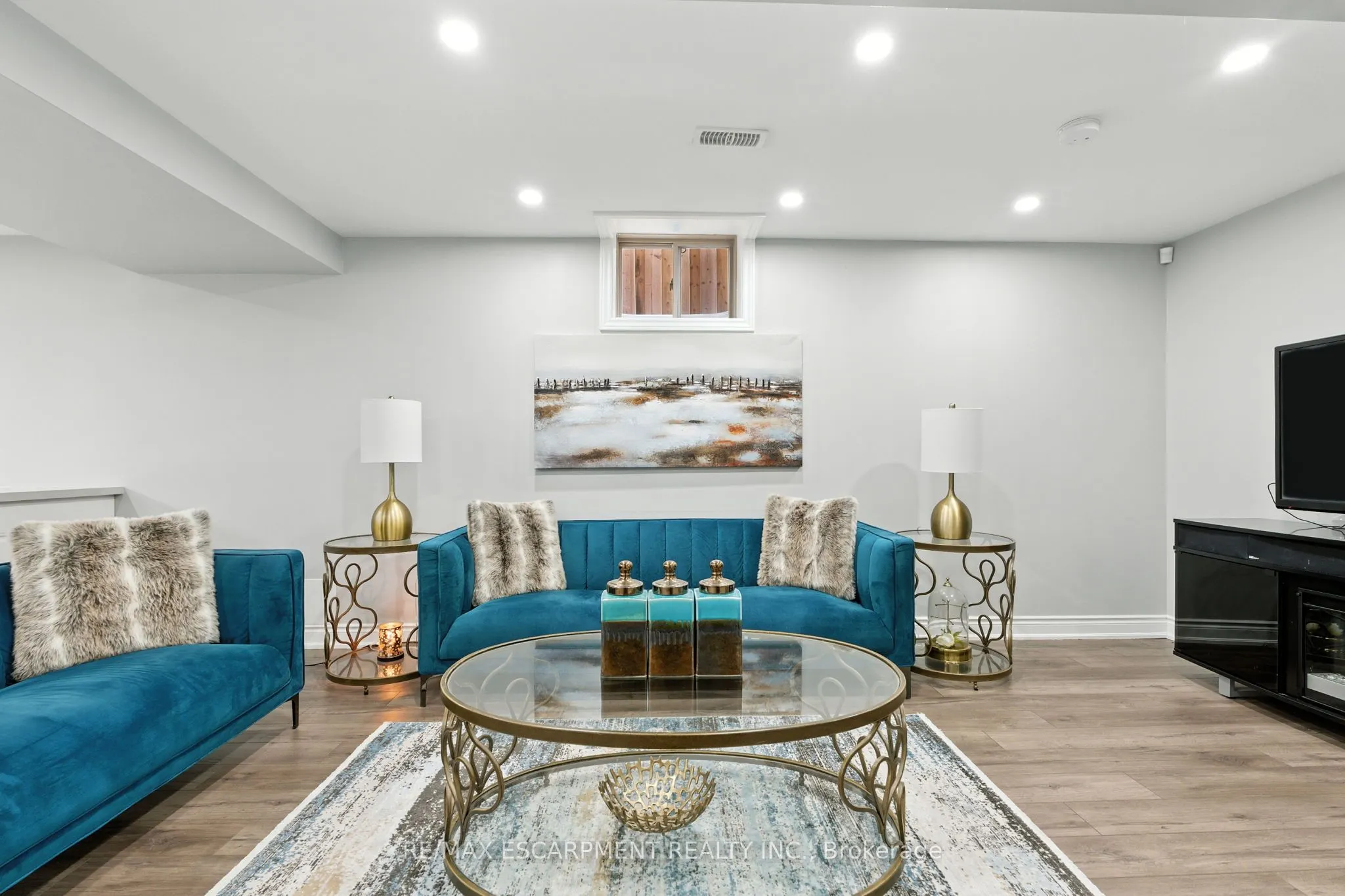 1533 Upper Sherman Avenue